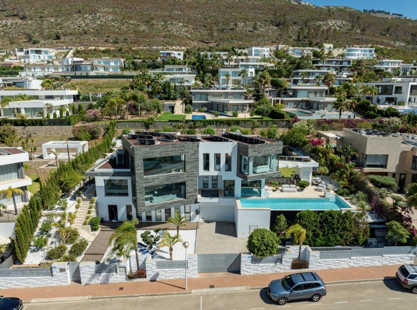 Sale - Villa -
Javea - Cap Marti