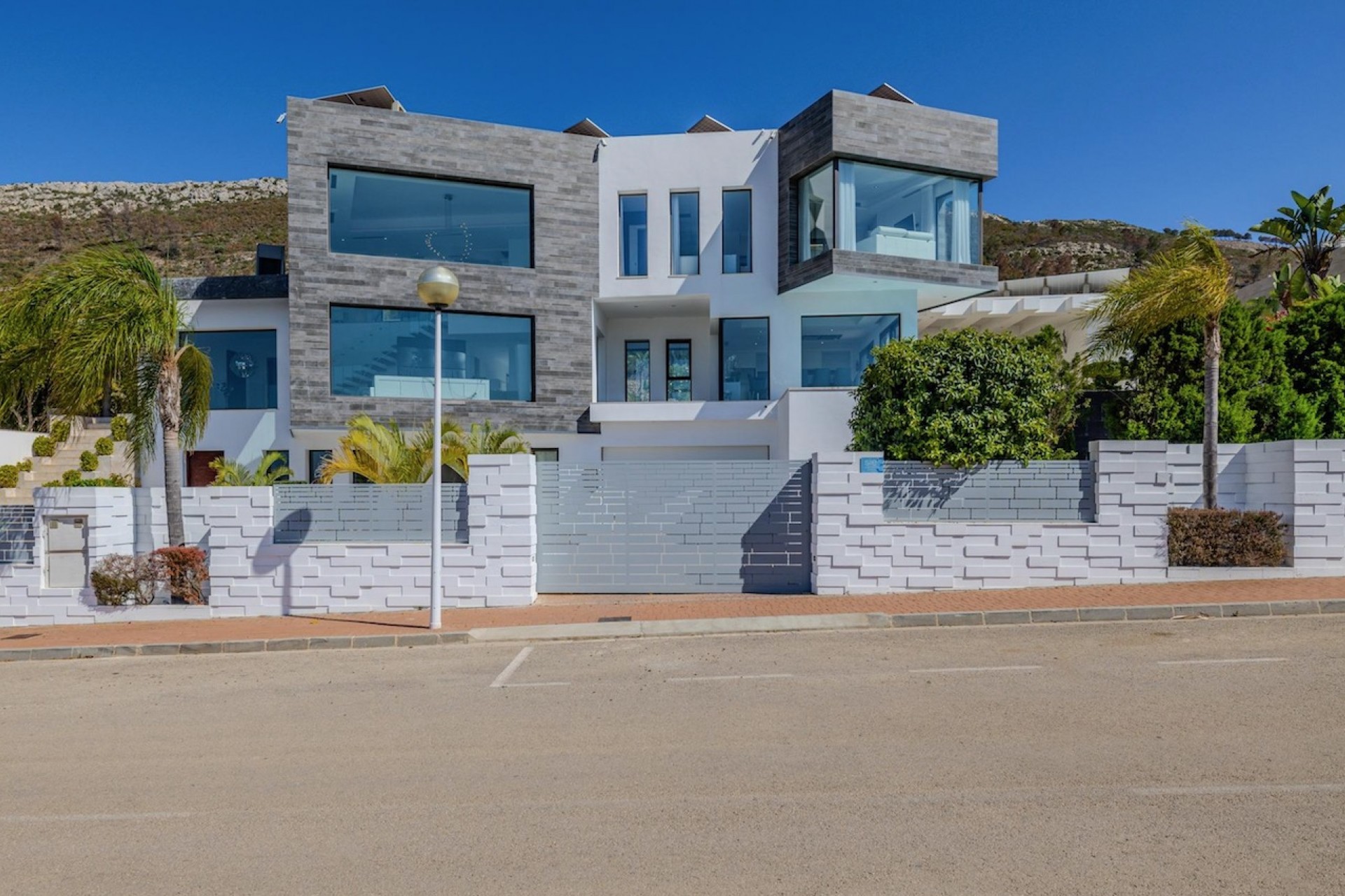 Sale - Villa -
Javea - Cap Marti