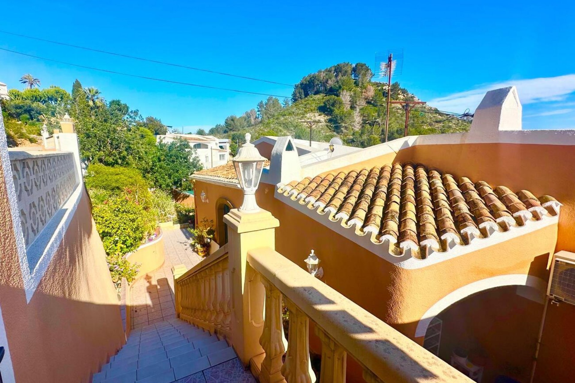 Sale - Villa -
Javea - Castellans