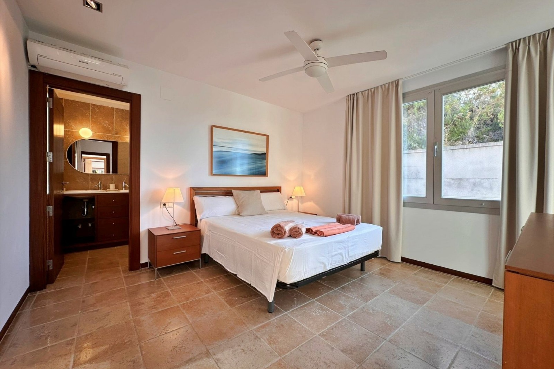 Sale - Villa -
Javea - La Corona