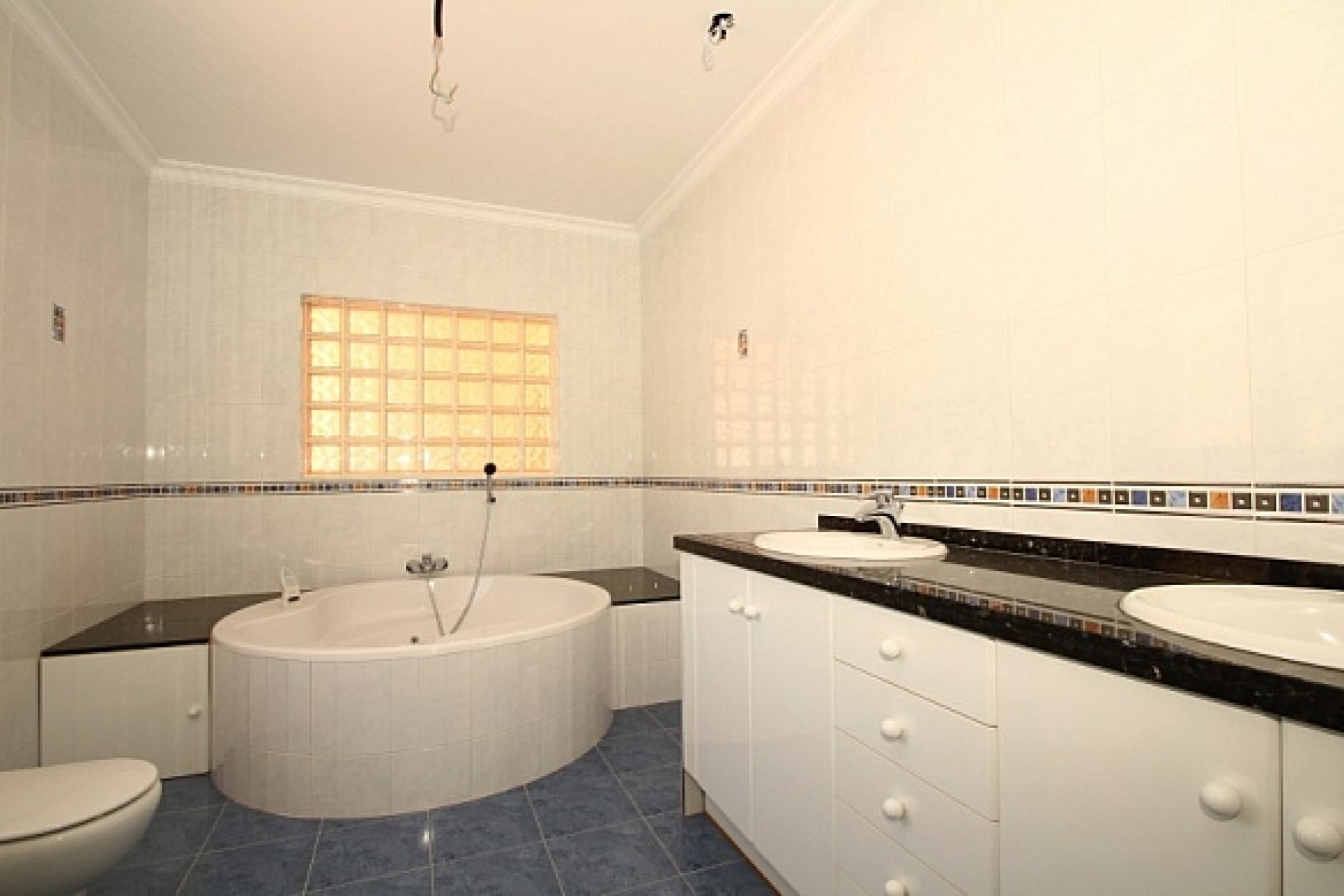 Sale - Villa -
Javea