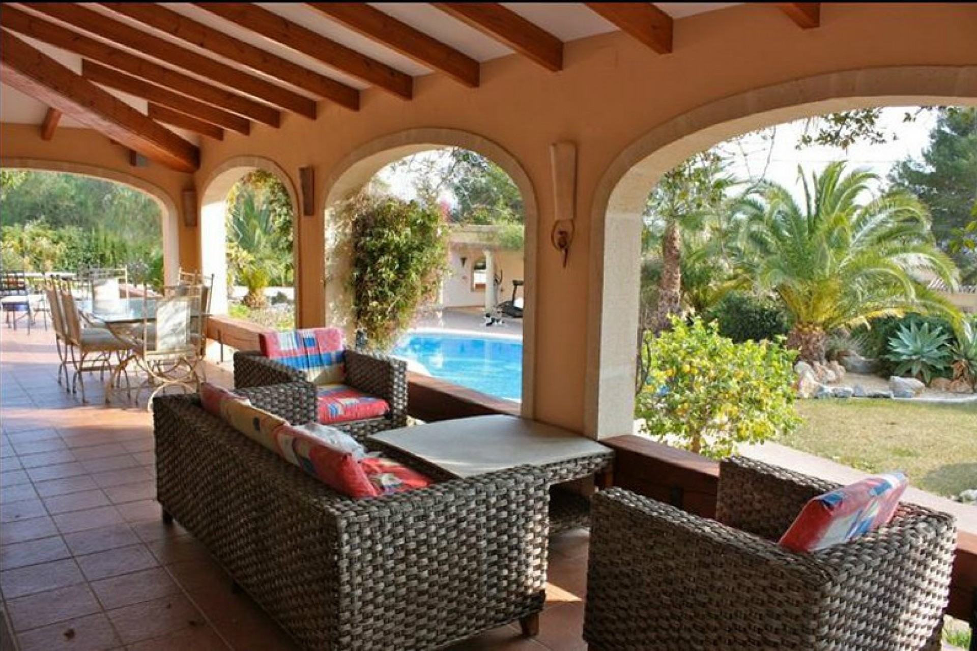 Sale - Villa -
Javea