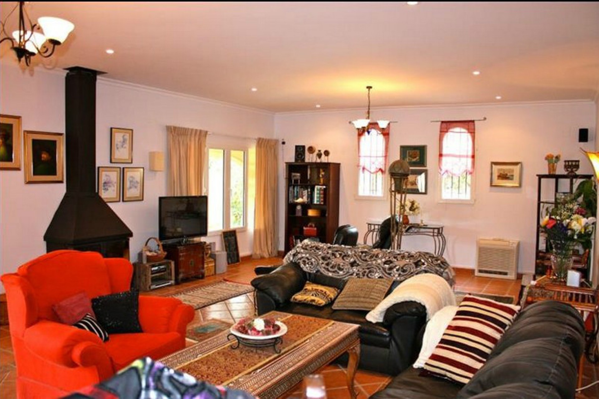 Sale - Villa -
Javea