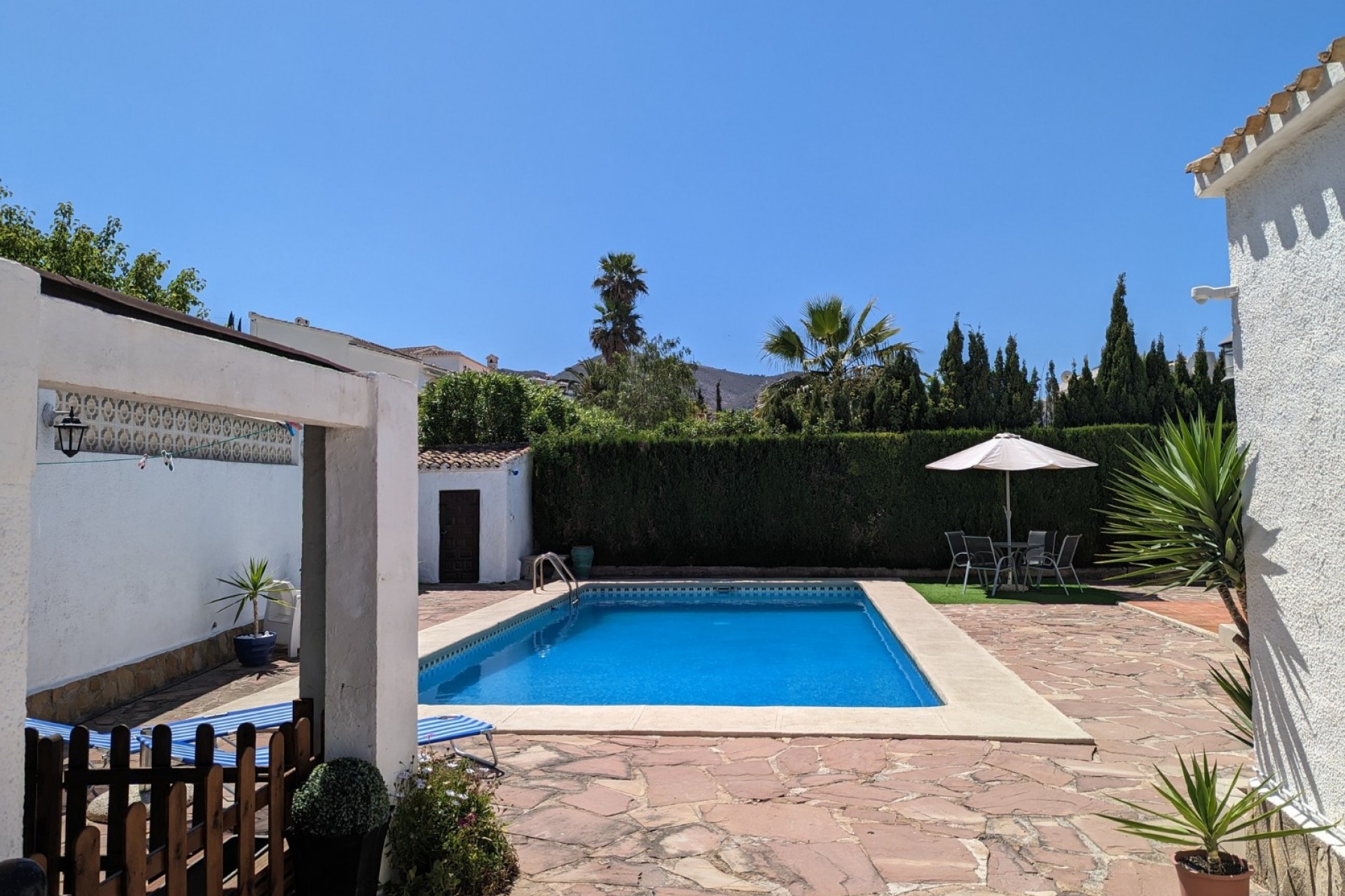 Sale - Villa -
Javea