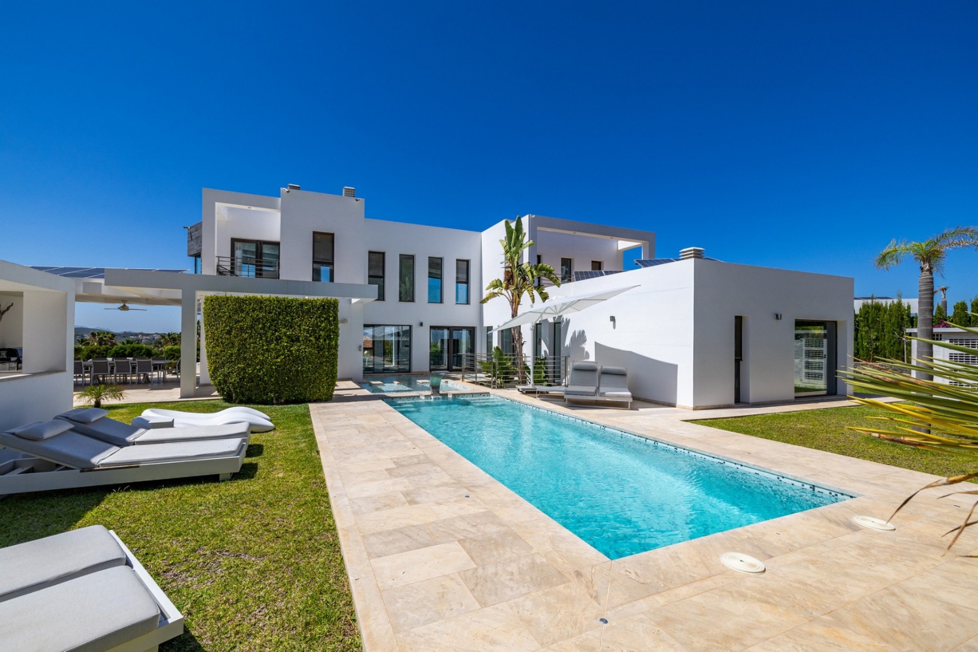 Sale - Villa -
Javea