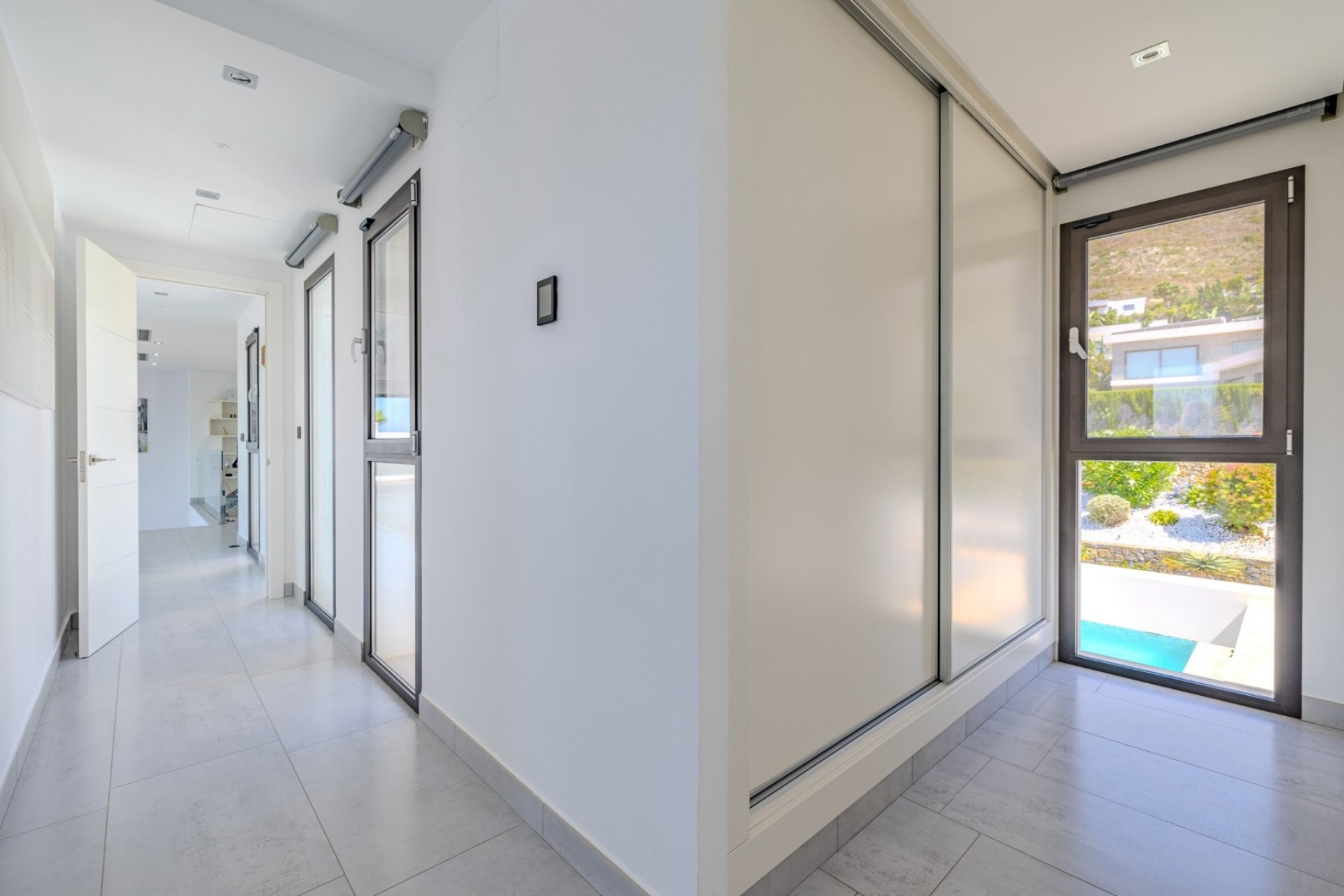 Sale - Villa -
Javea