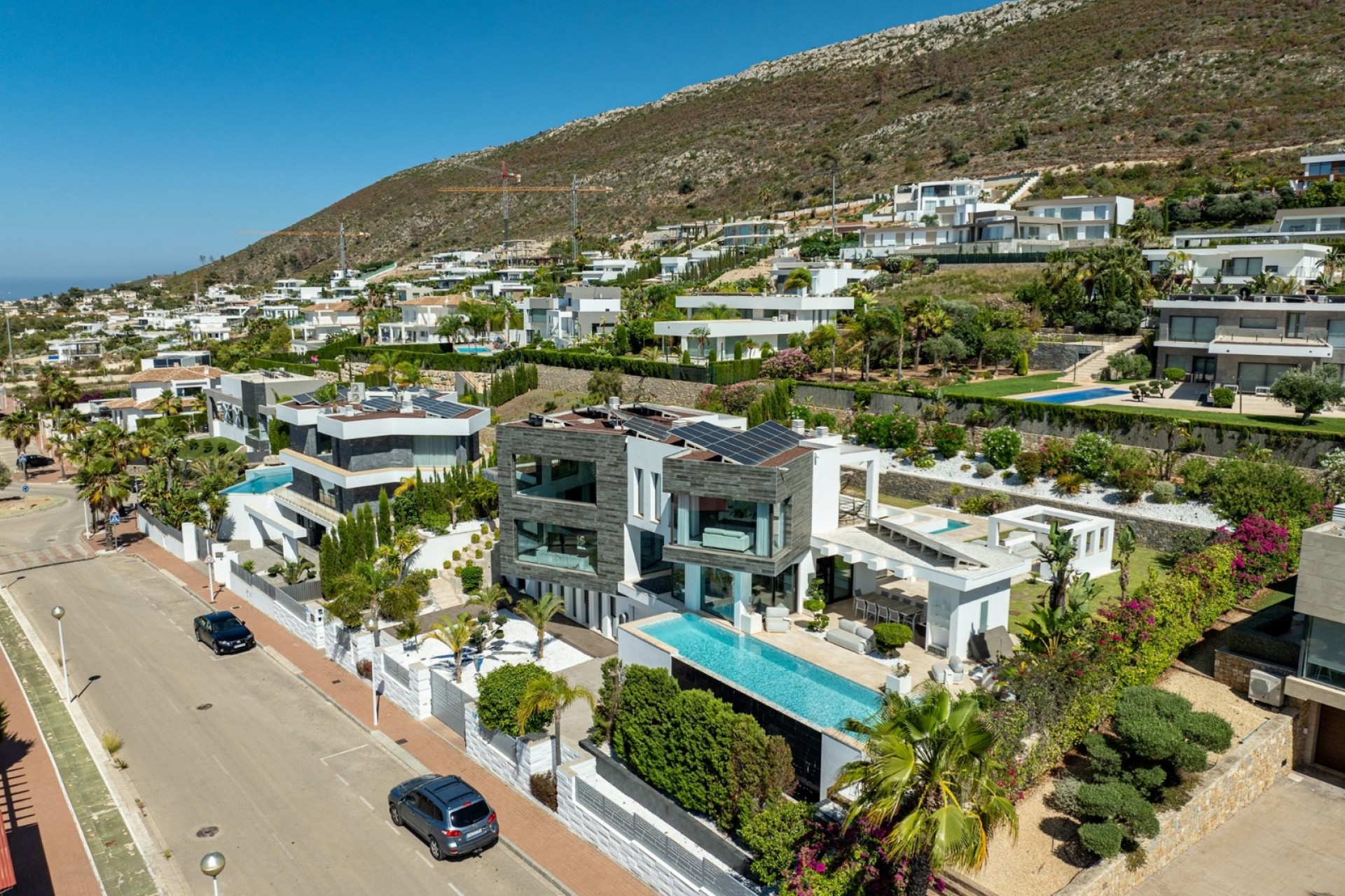 Sale - Villa -
Javea