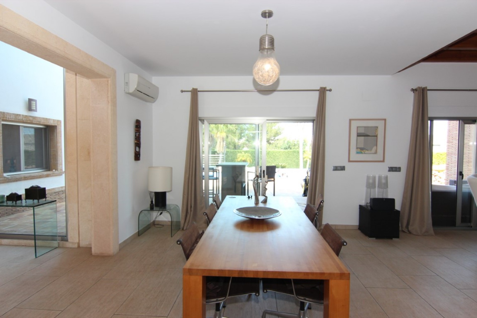 Sale - Villa -
Javea