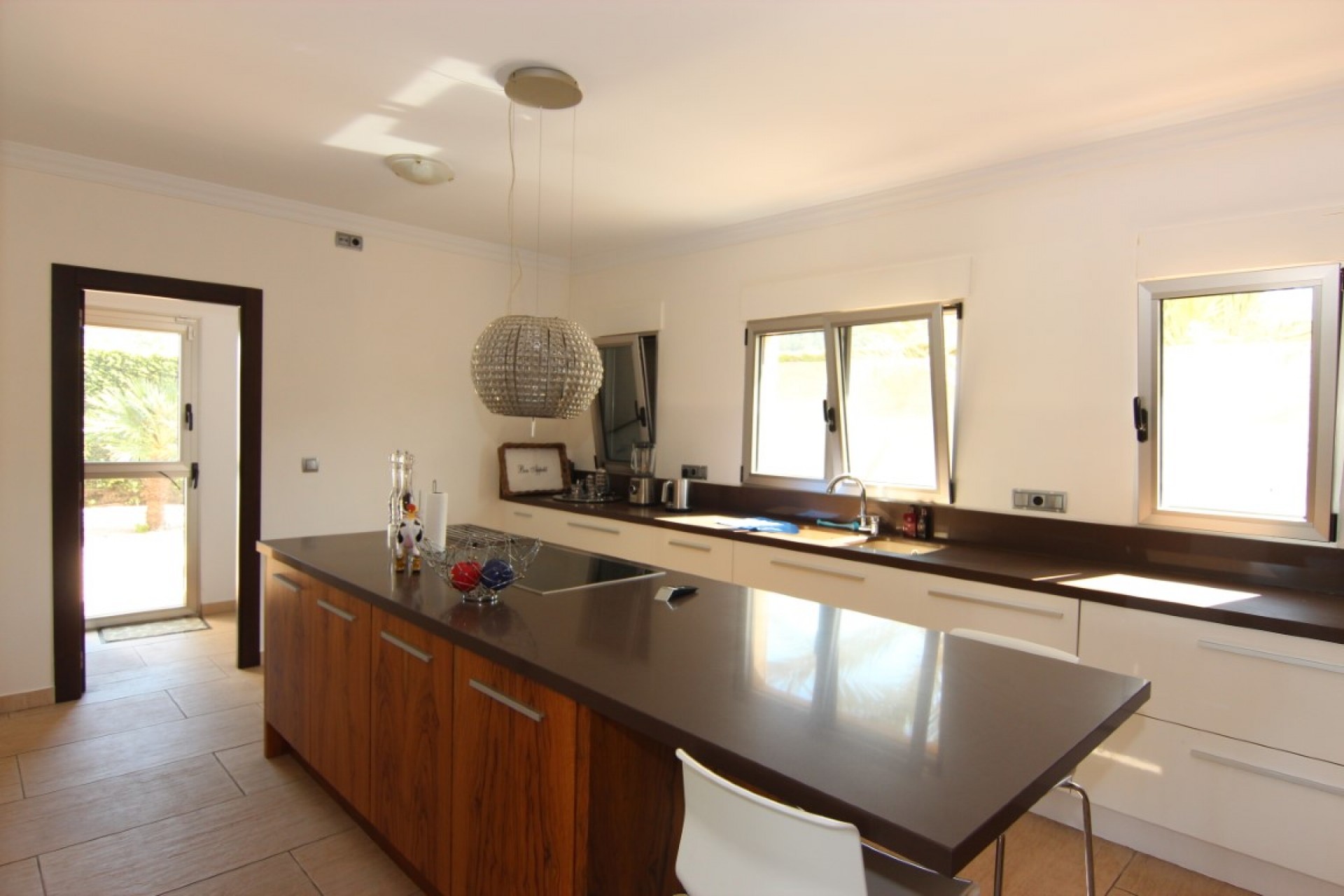Sale - Villa -
Javea