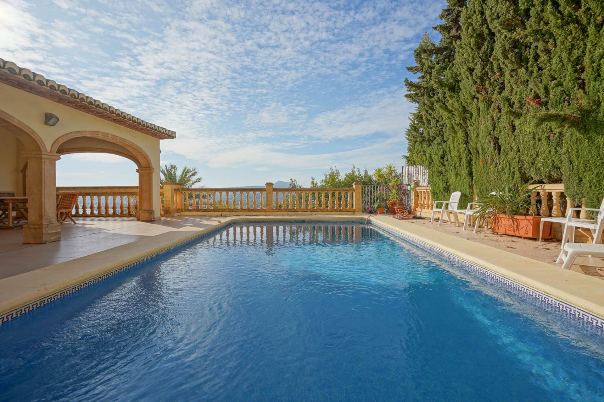 Sale - Villa -
Javea