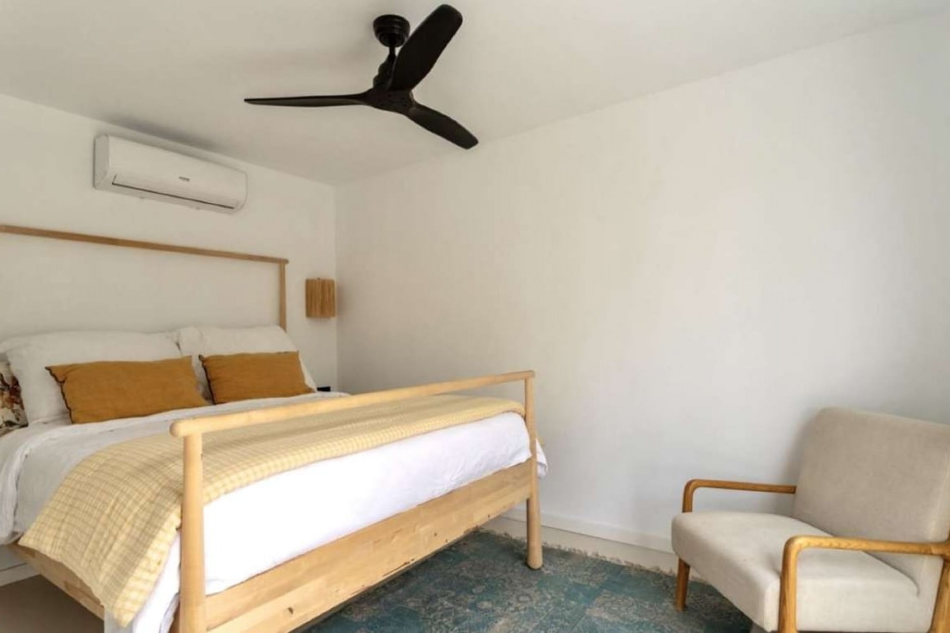 Sale - Villa -
Javea