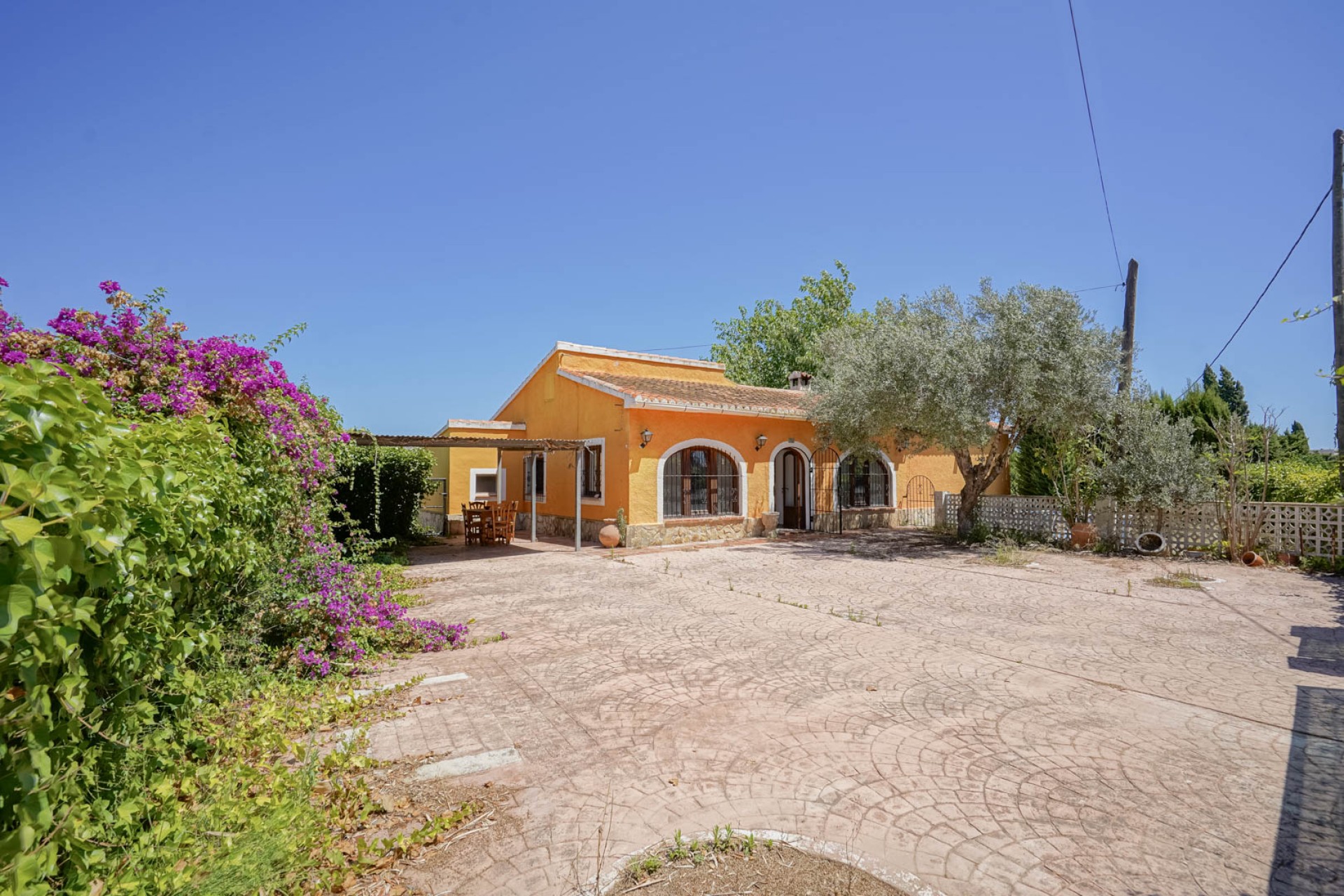 Sale - Villa -
Javea