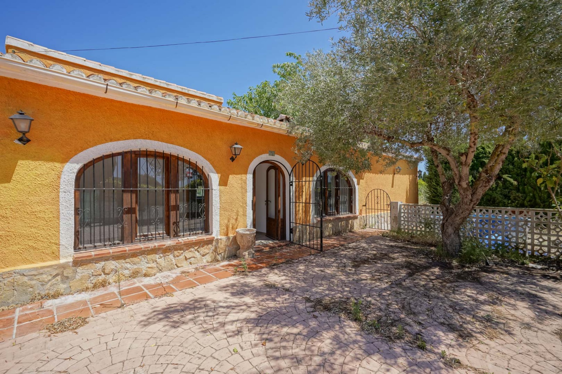 Sale - Villa -
Javea