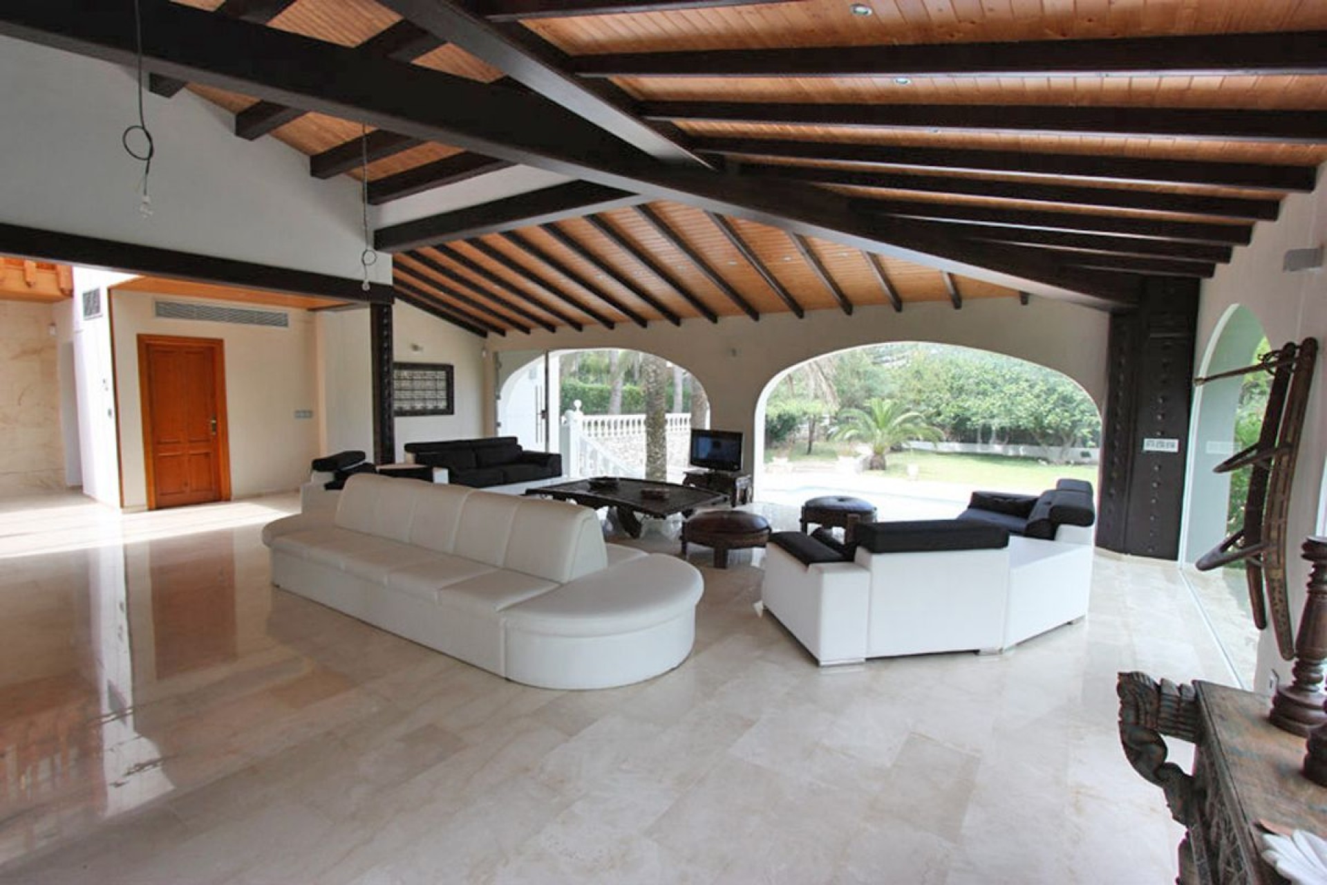 Sale - Villa -
Javea