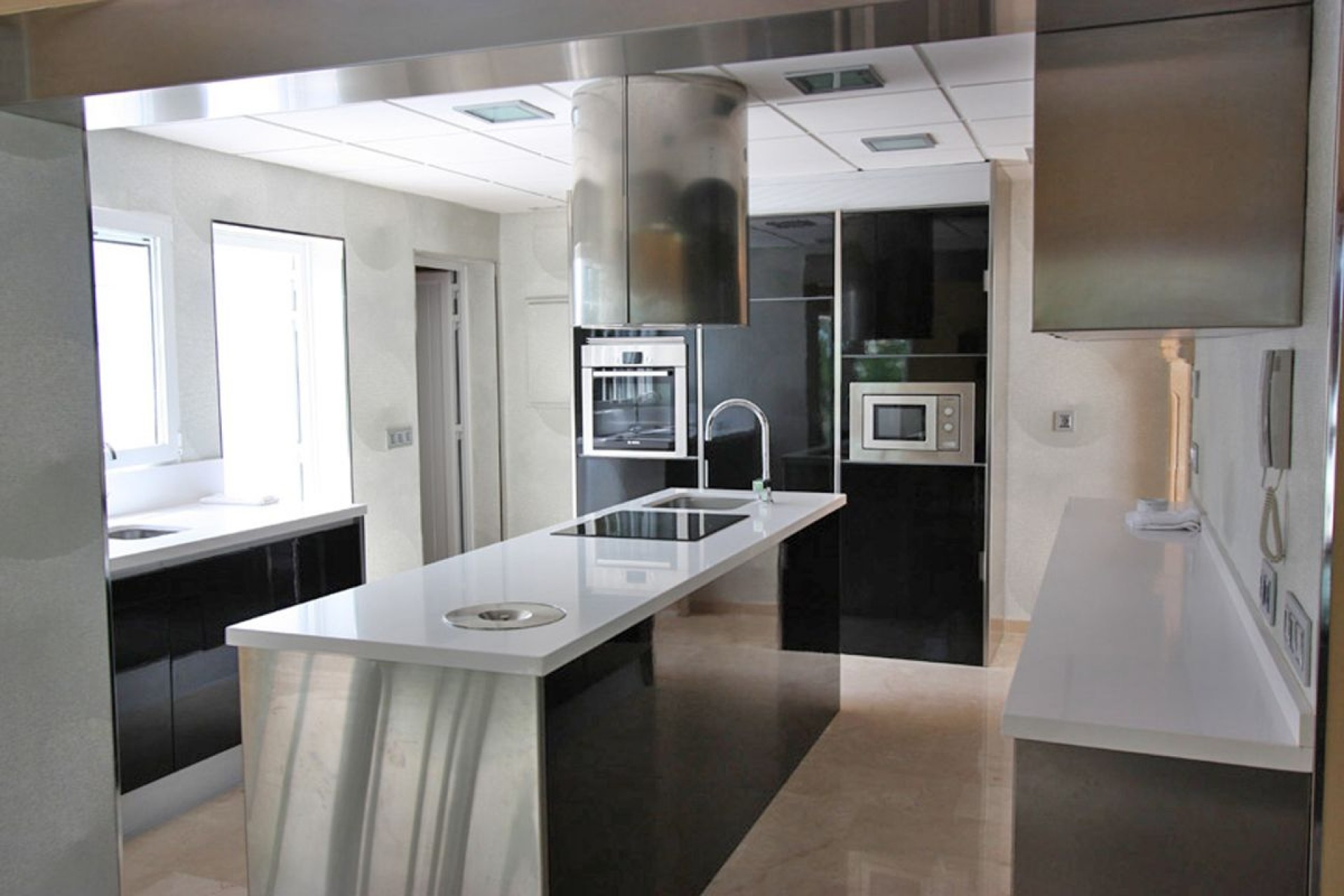 Sale - Villa -
Javea