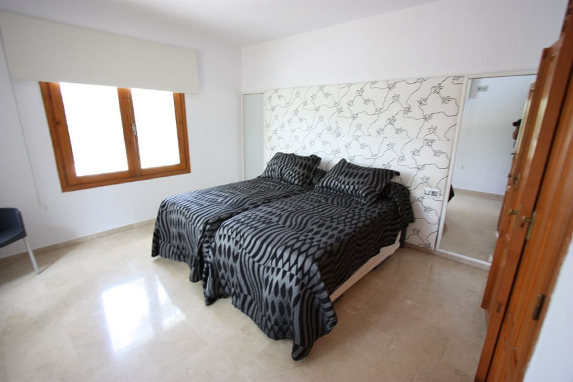 Sale - Villa -
Javea