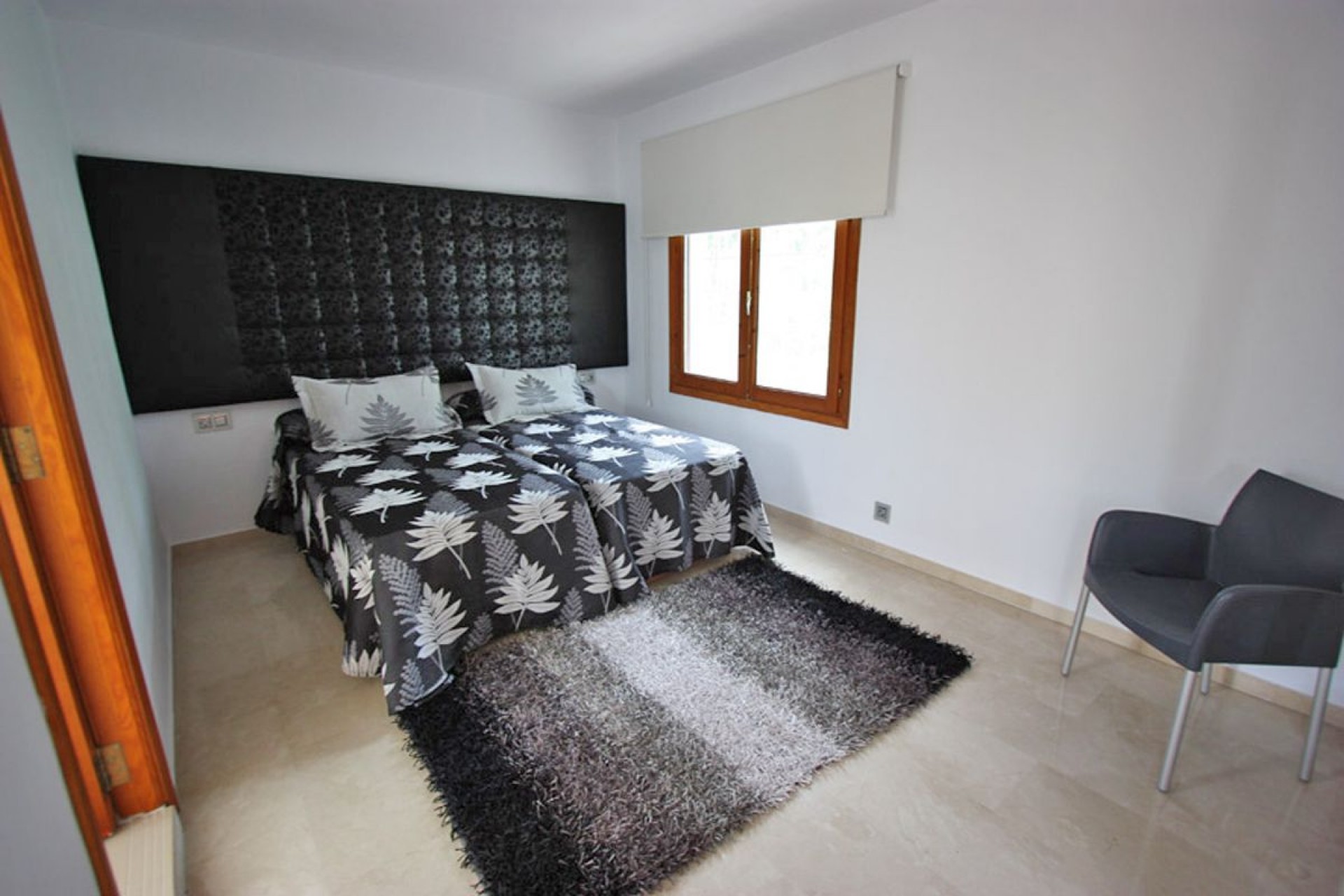 Sale - Villa -
Javea
