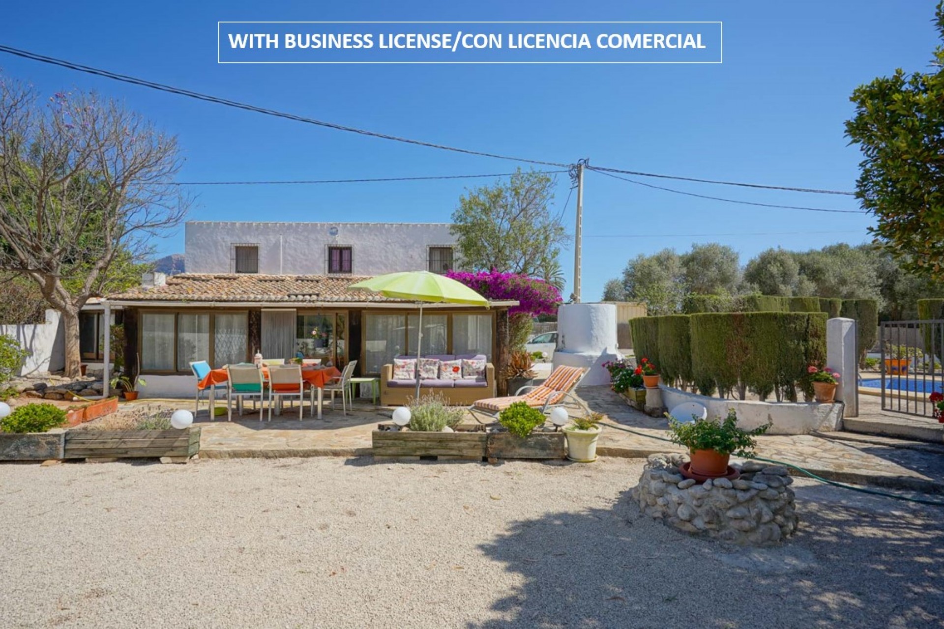 Sale - Villa -
Javea