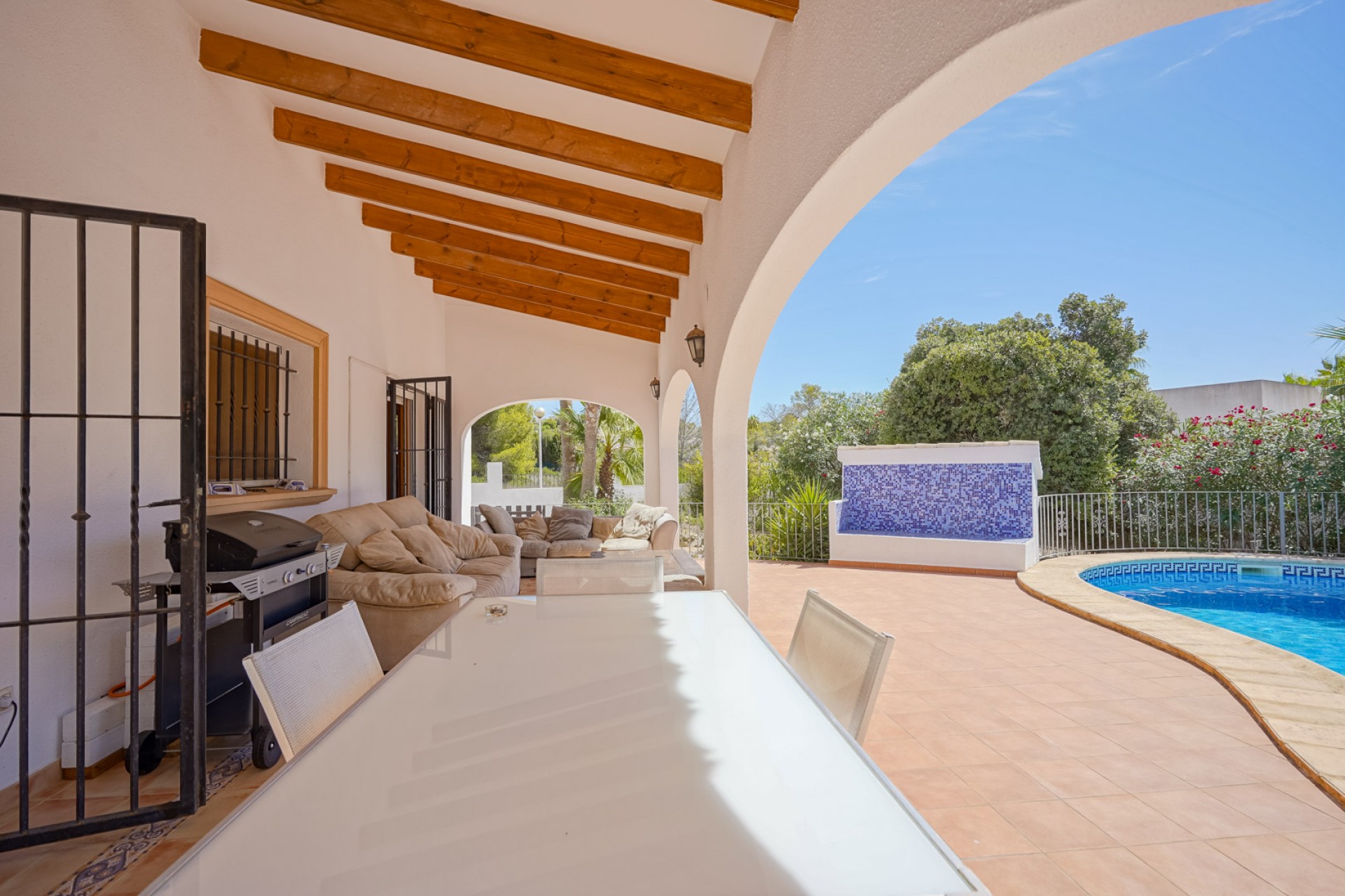 Sale - Villa -
Javea