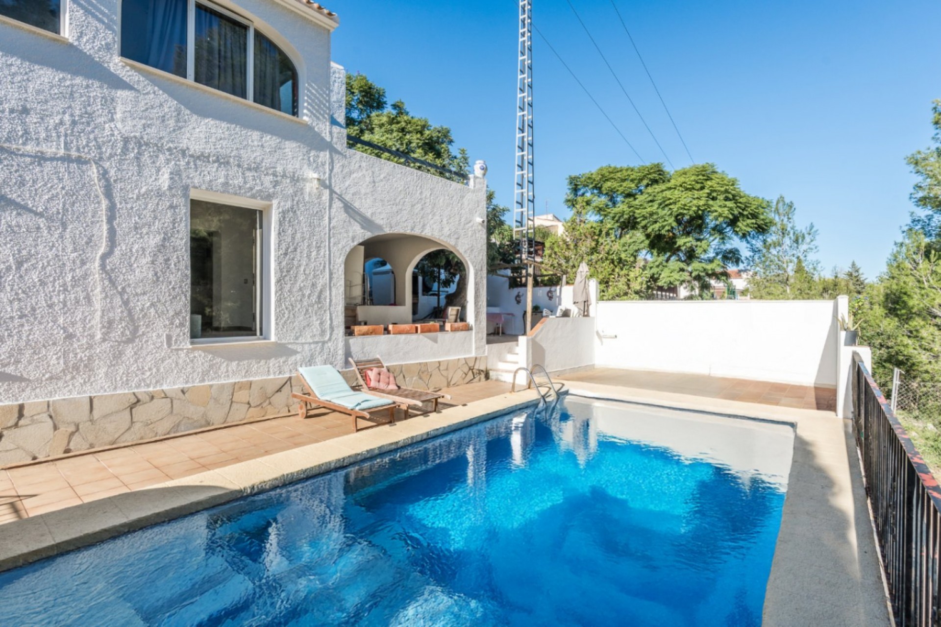 Sale - Villa -
Javea