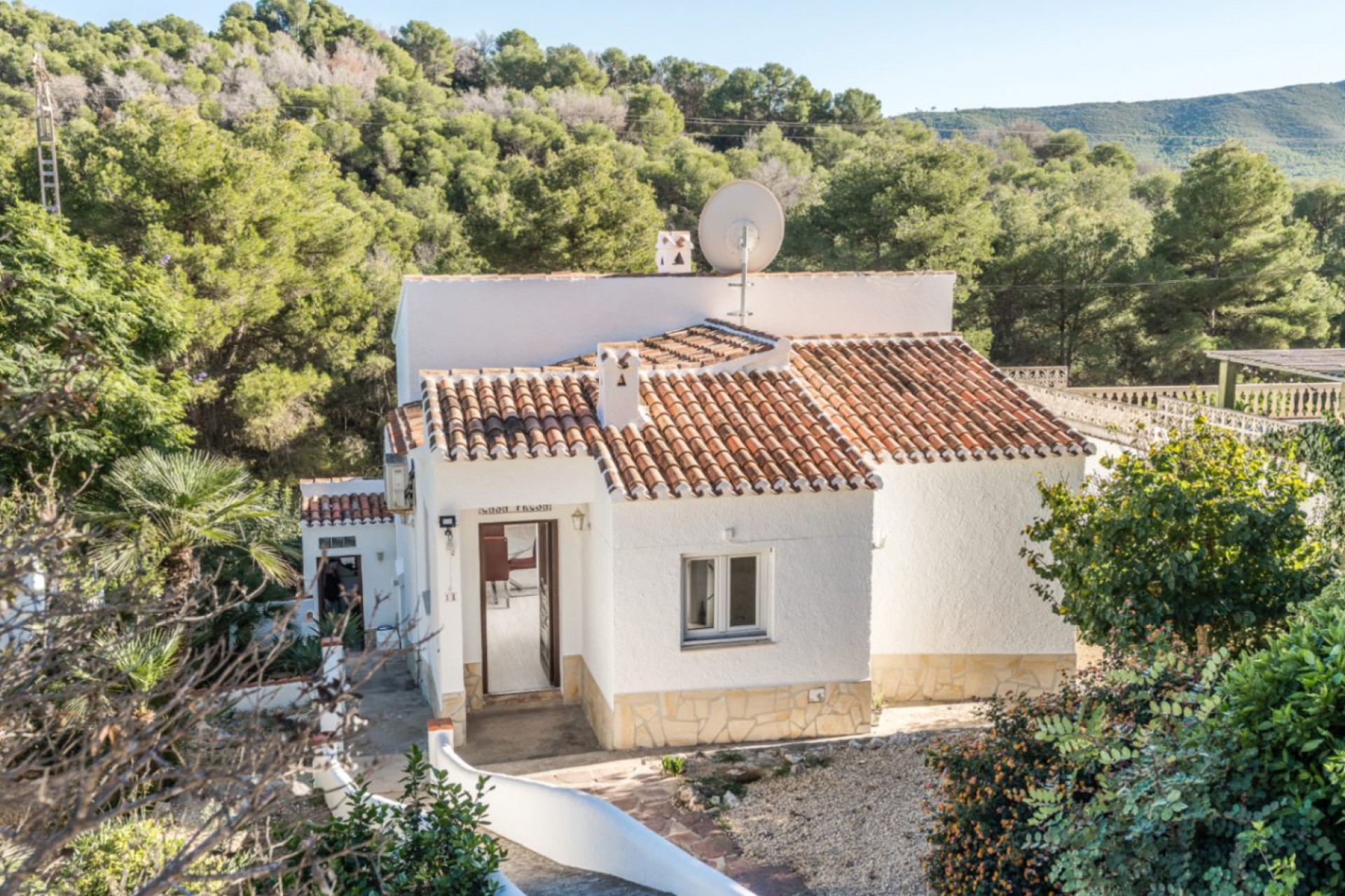 Sale - Villa -
Javea