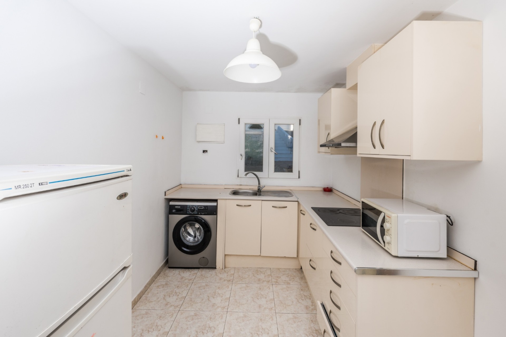 Sale - Villa -
Javea