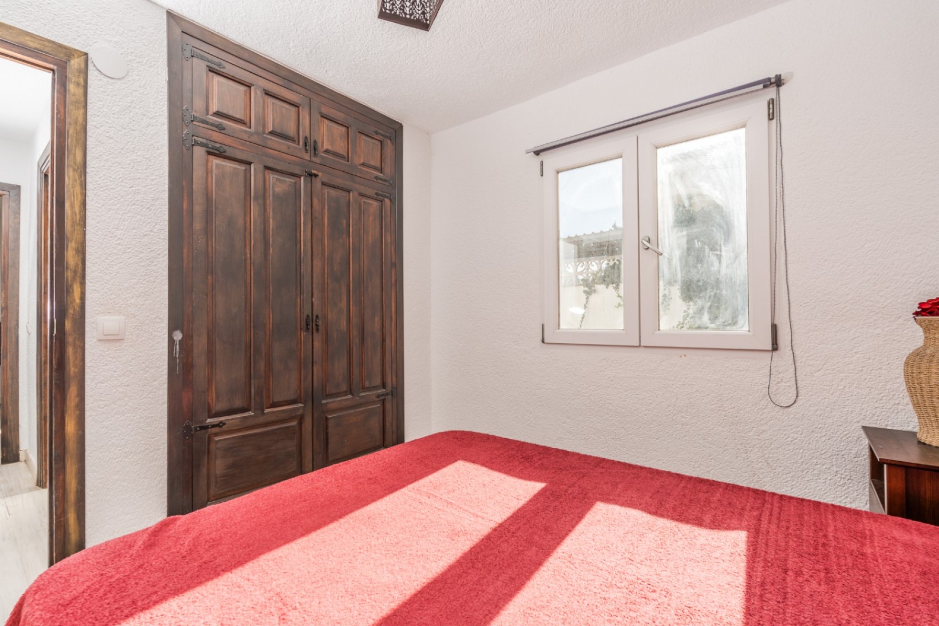 Sale - Villa -
Javea