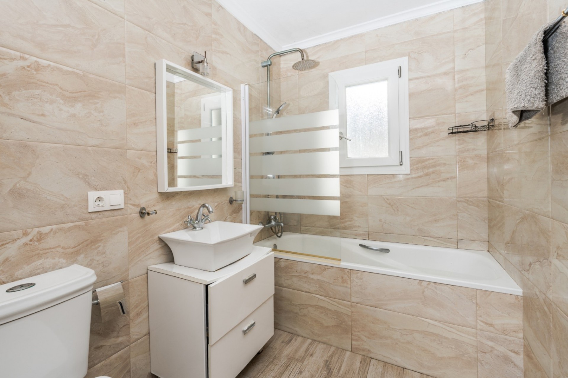 Sale - Villa -
Javea