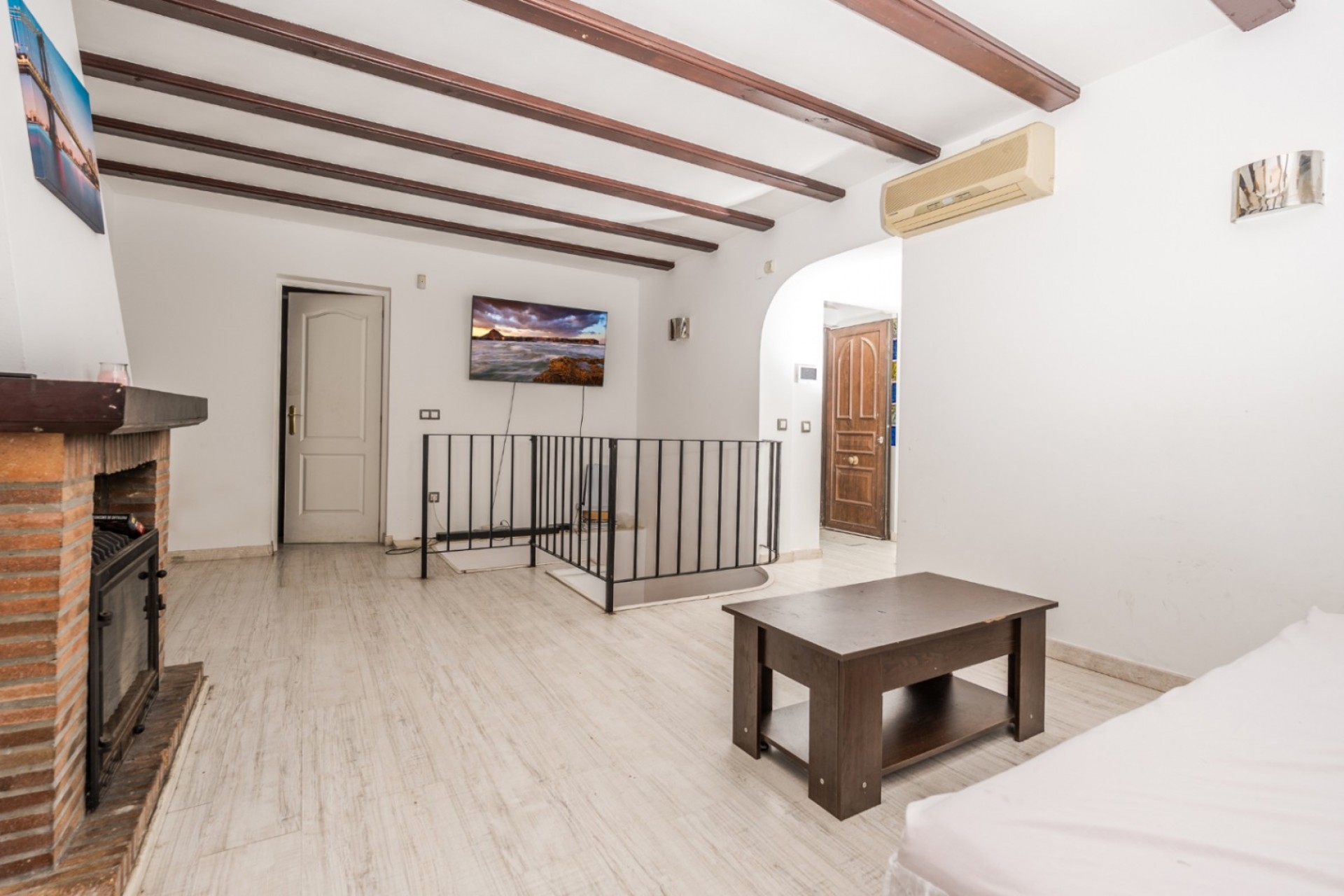 Sale - Villa -
Javea