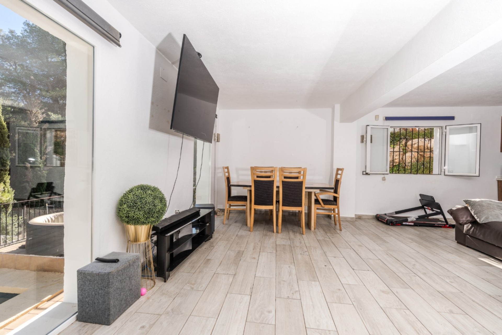 Sale - Villa -
Javea