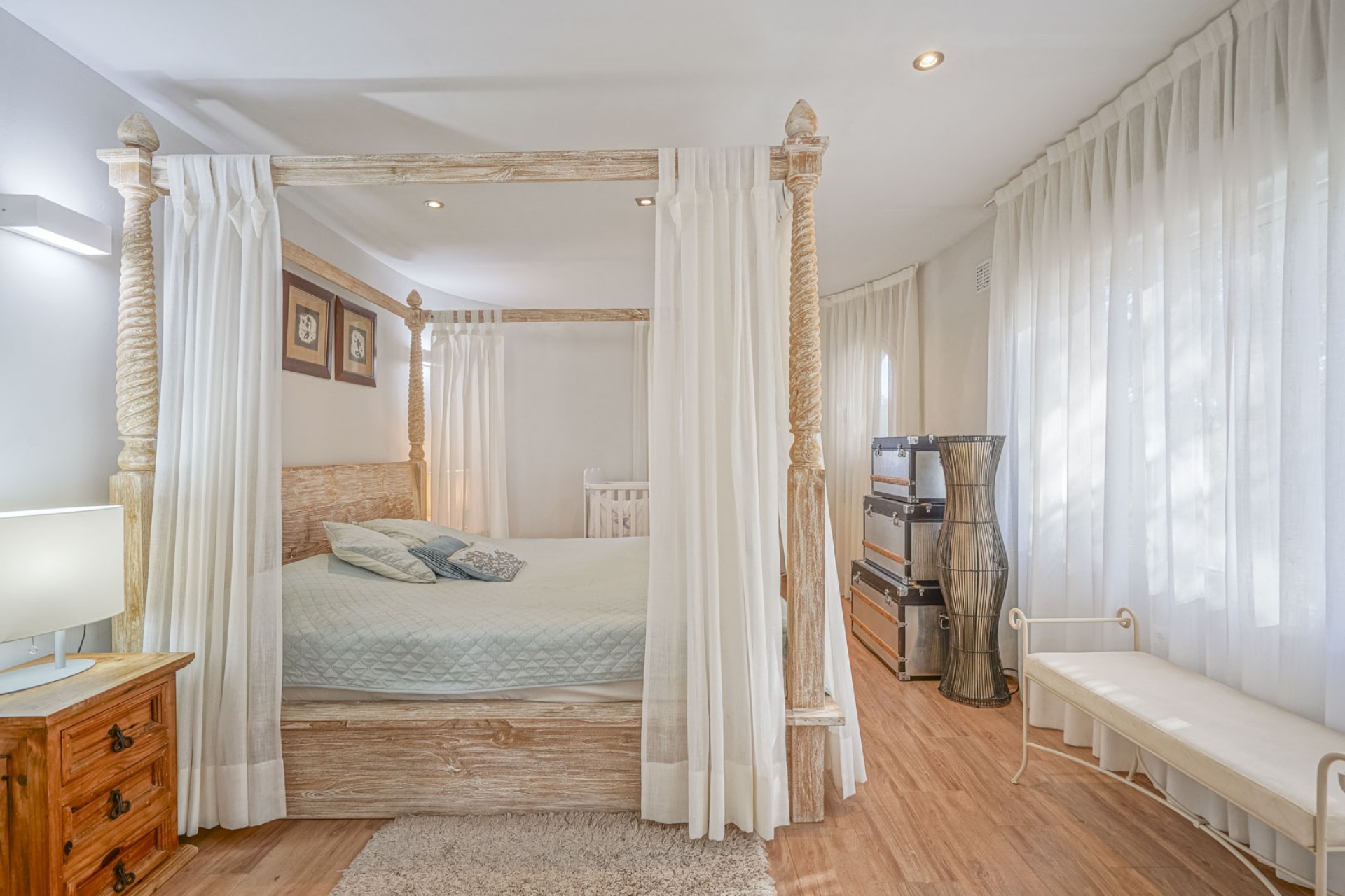 Sale - Villa -
Javea