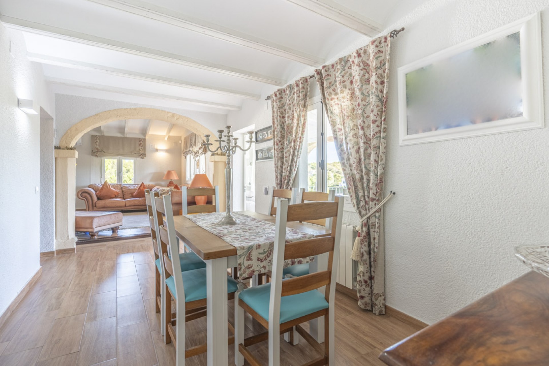 Sale - Villa -
Javea