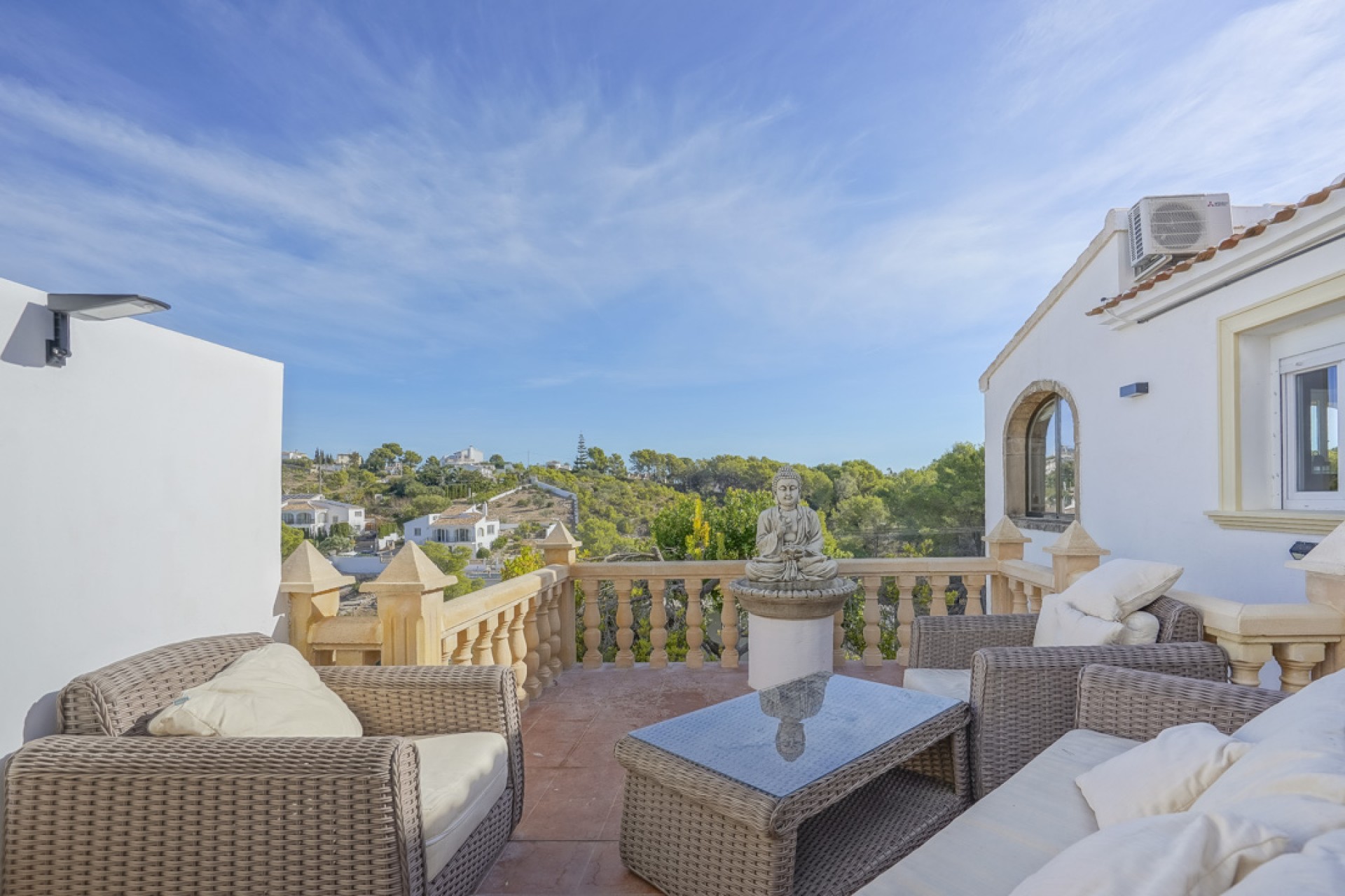 Sale - Villa -
Javea