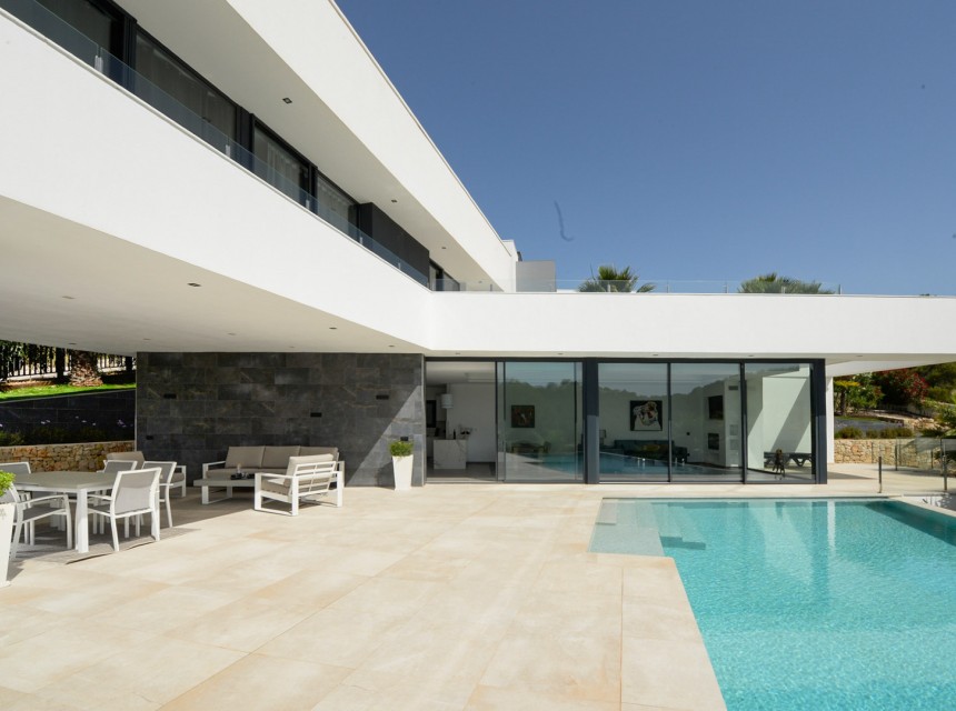 Sale - Villa -
Javea