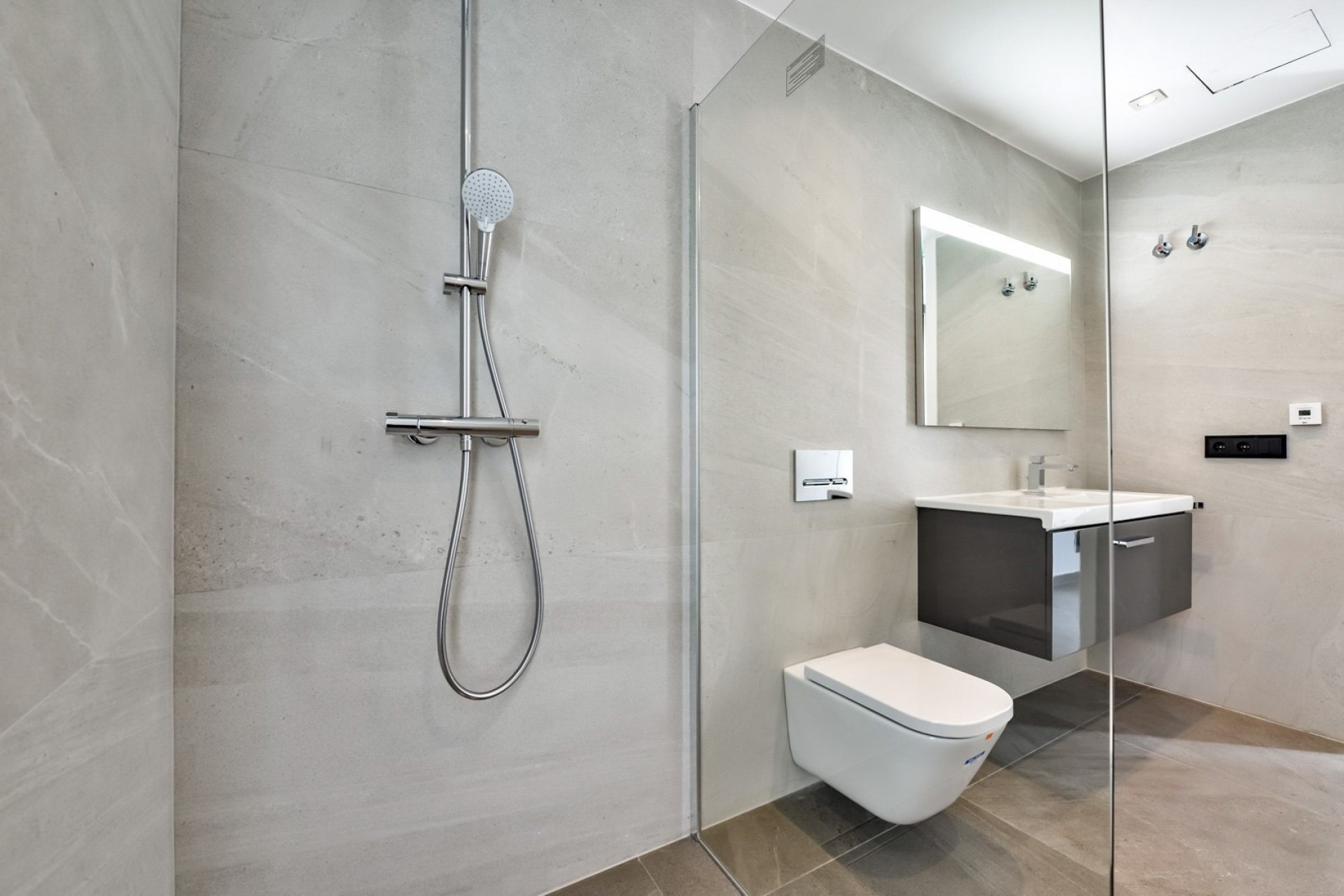 Sale - Villa -
Javea