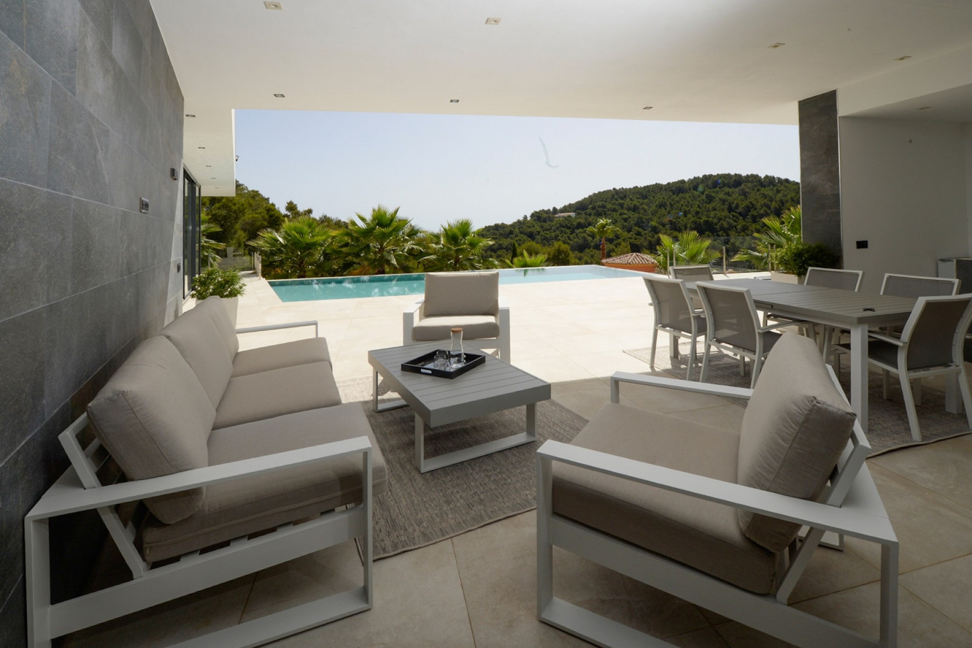 Sale - Villa -
Javea