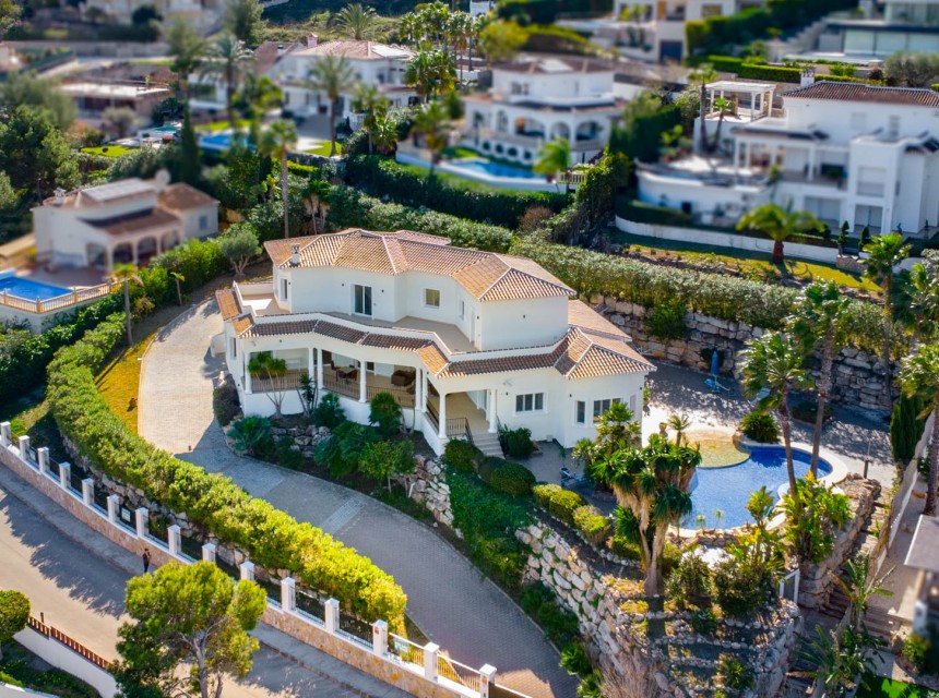 Sale - Villa -
Javea