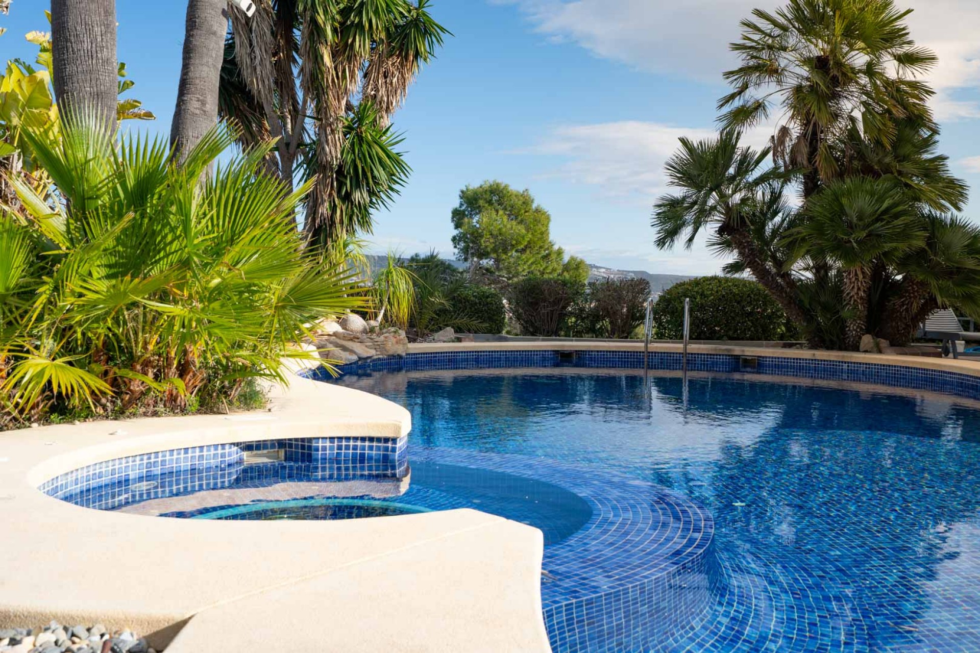Sale - Villa -
Javea