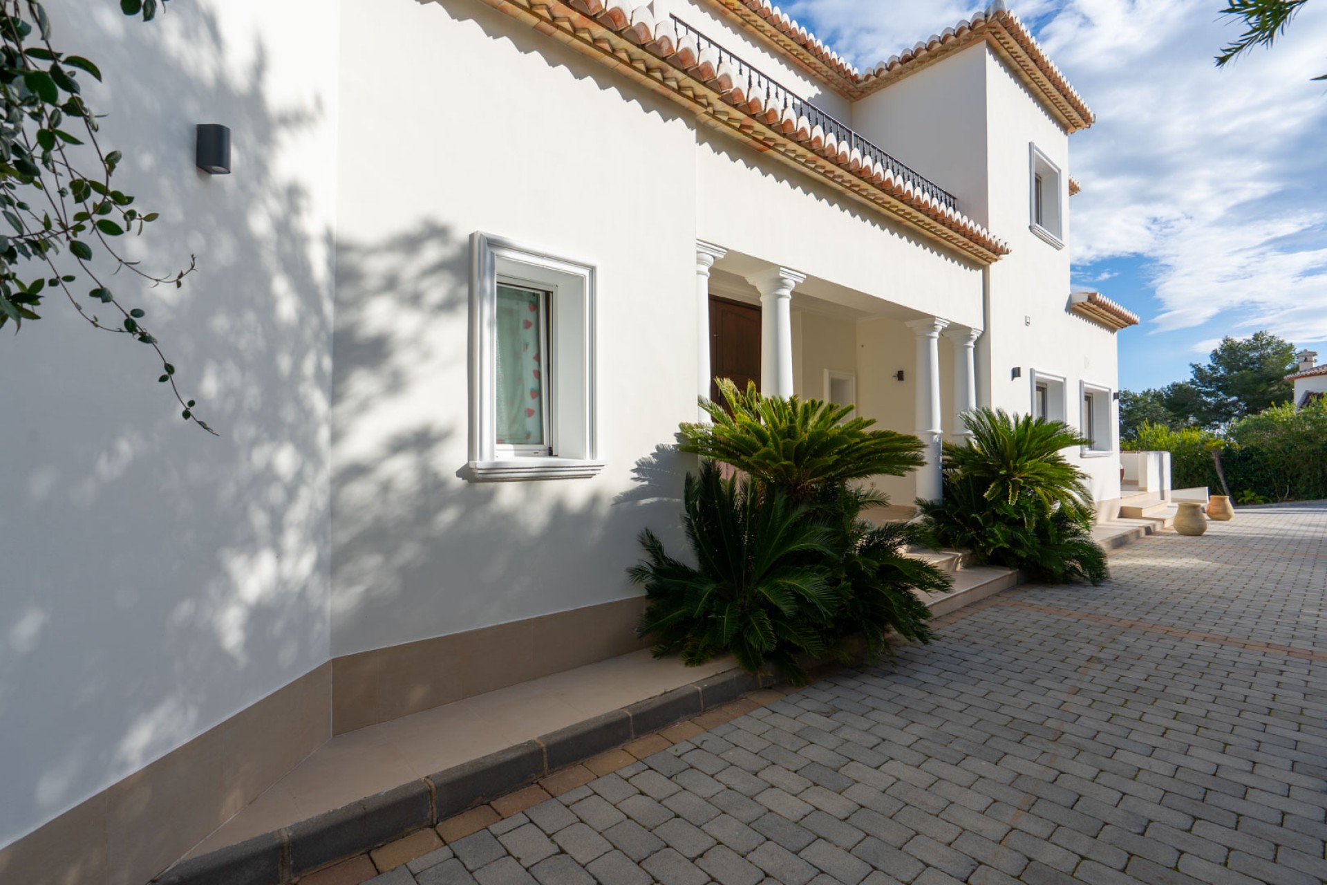 Sale - Villa -
Javea