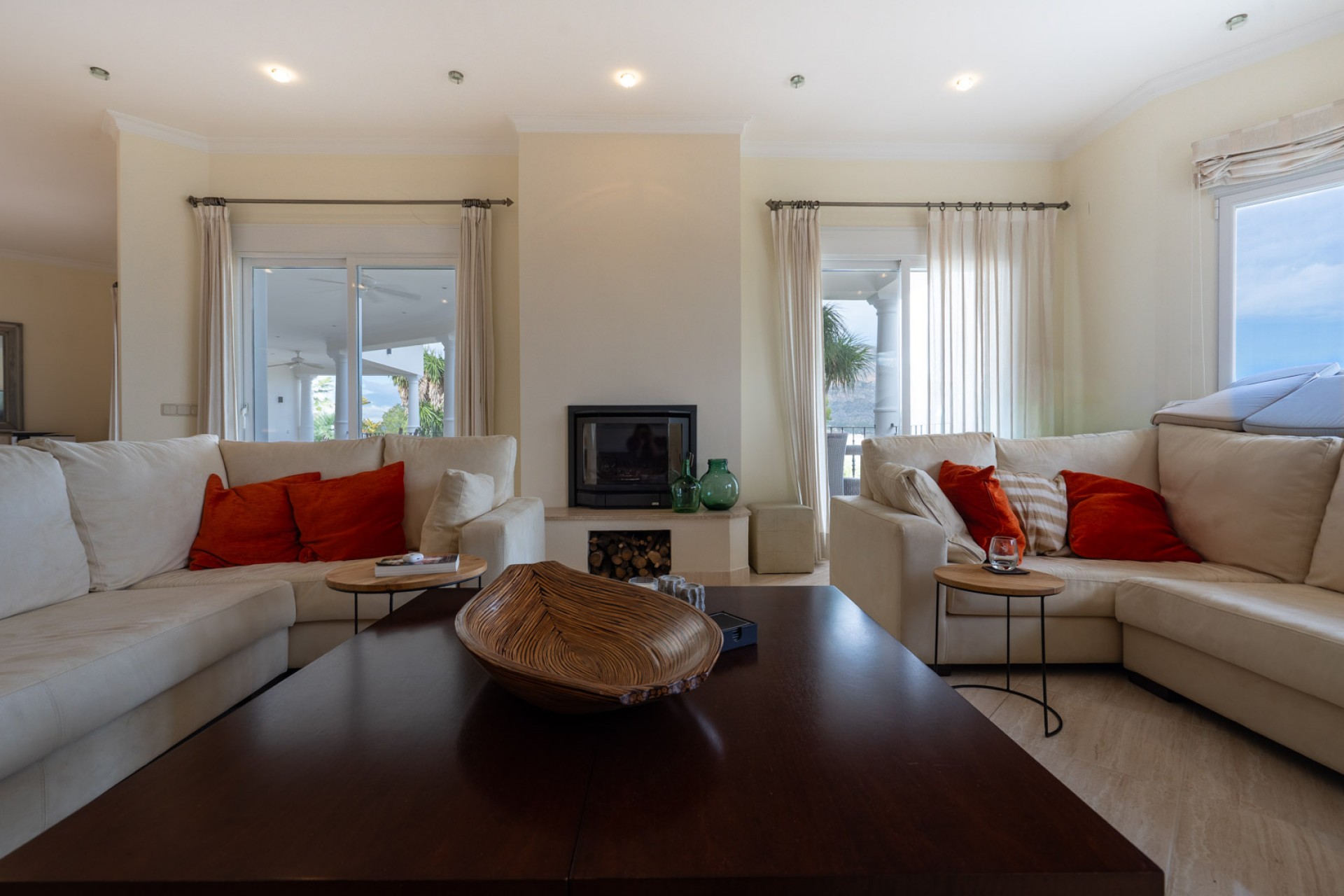 Sale - Villa -
Javea