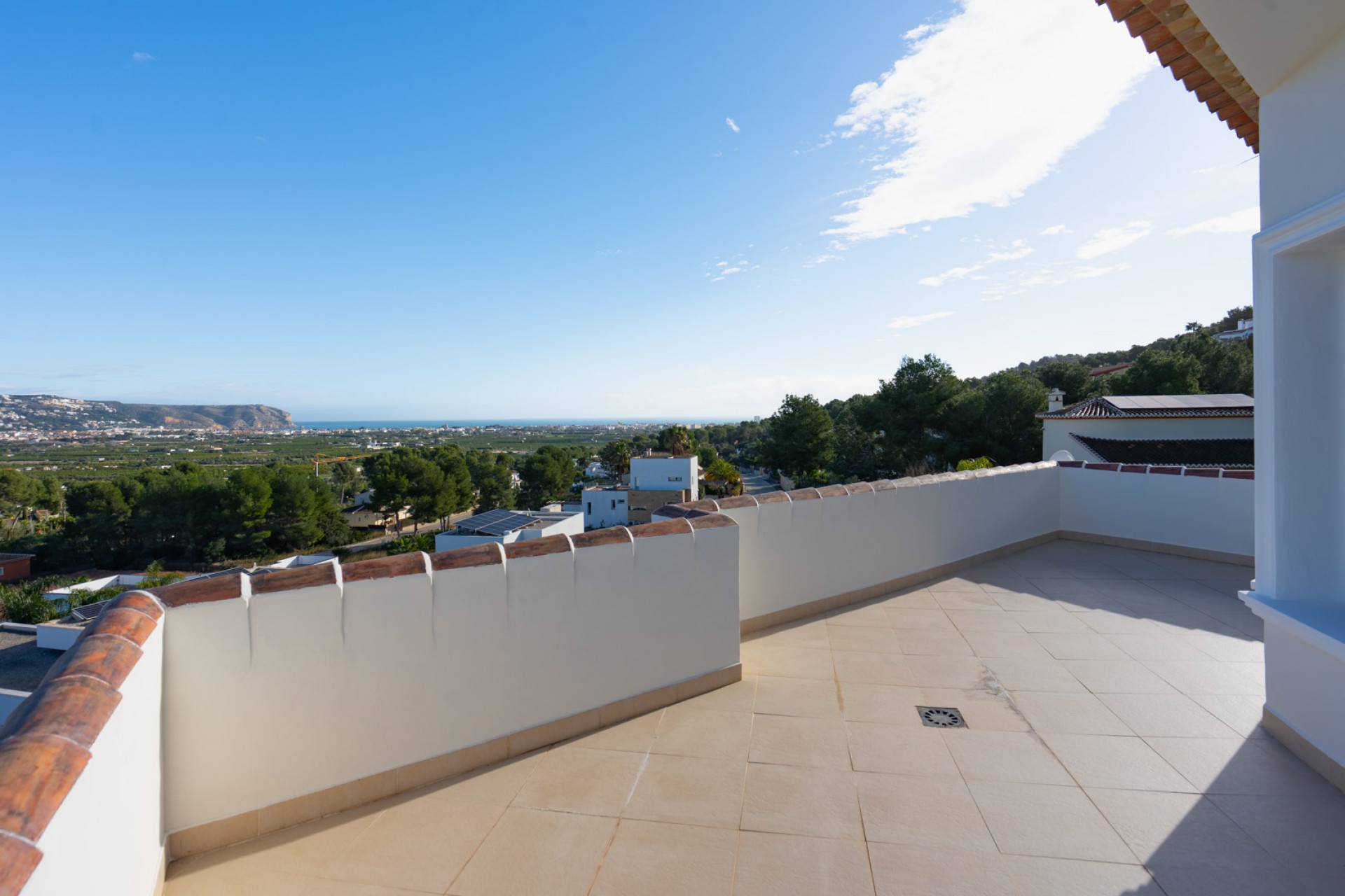 Sale - Villa -
Javea