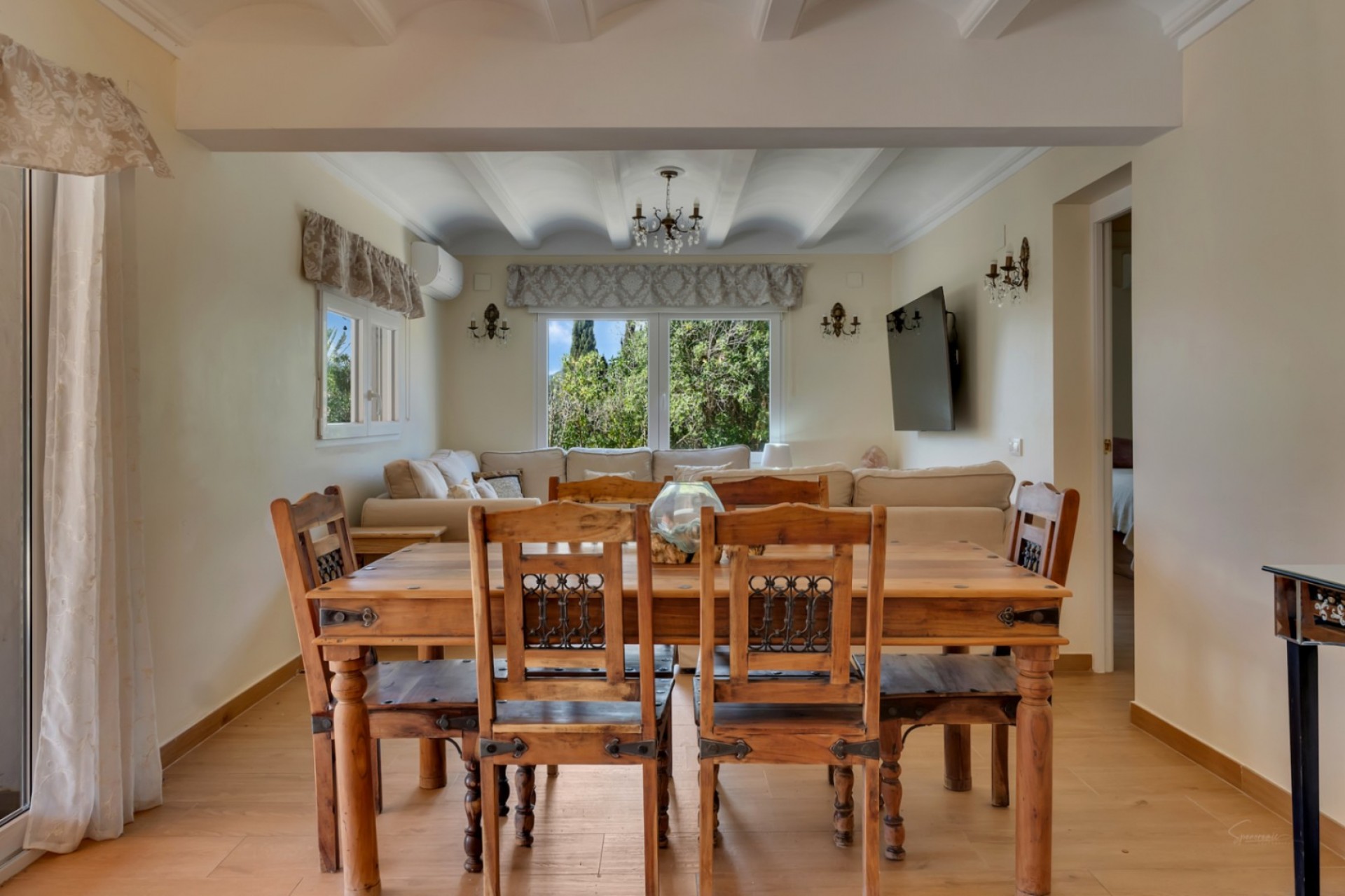 Sale - Villa -
Javea