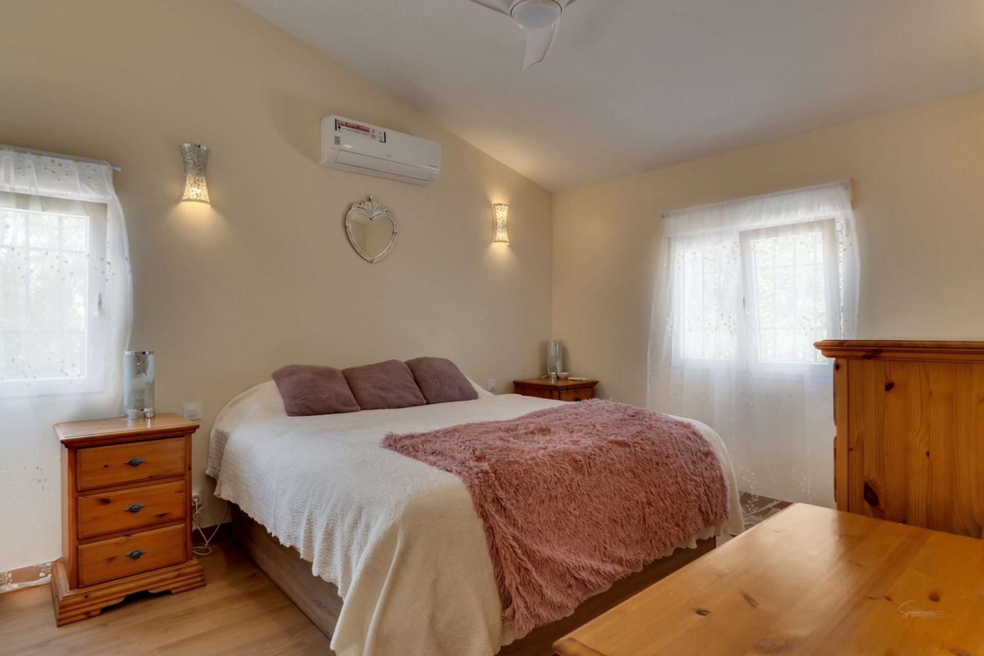Sale - Villa -
Javea