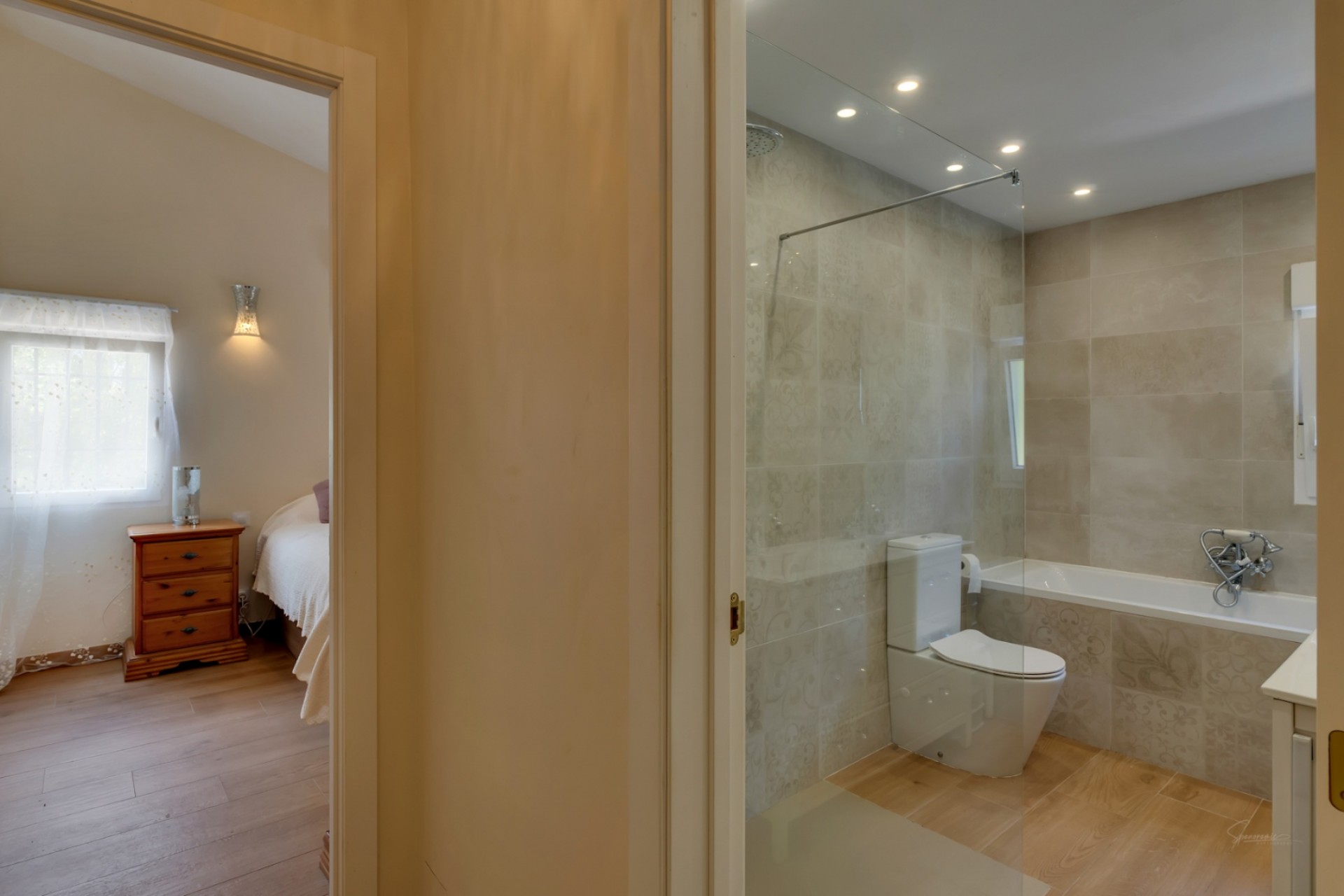 Sale - Villa -
Javea