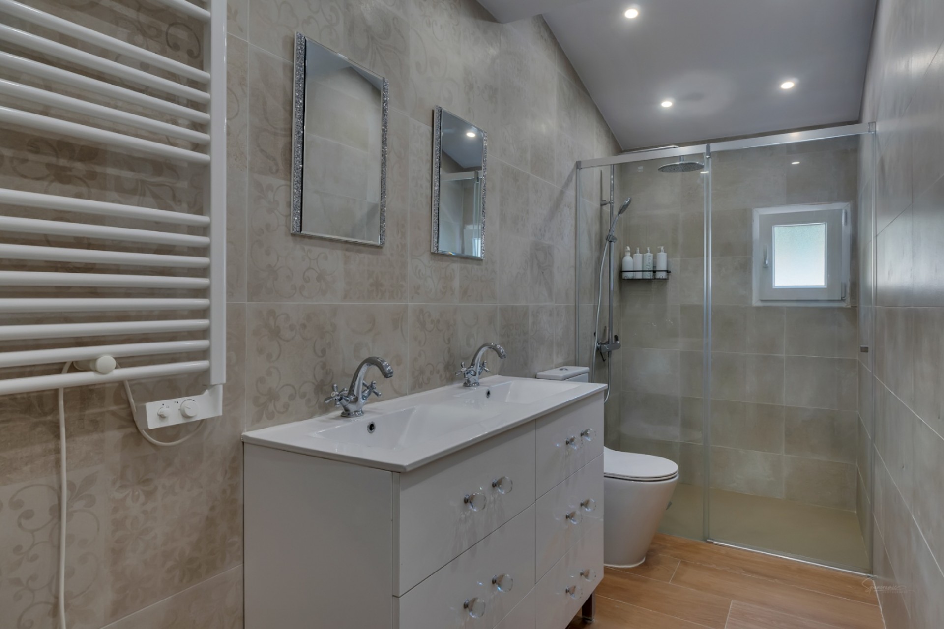 Sale - Villa -
Javea