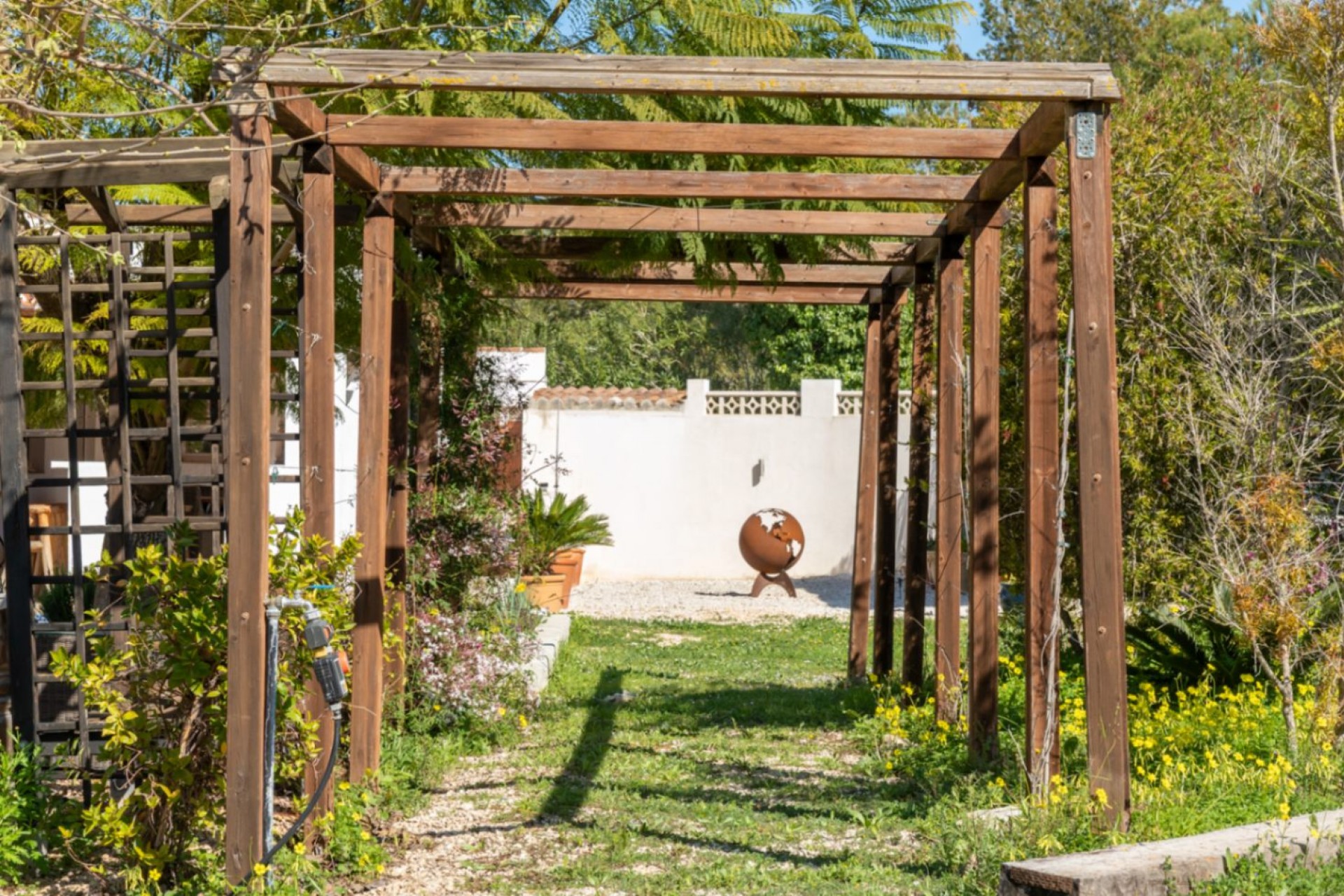 Sale - Villa -
Javea