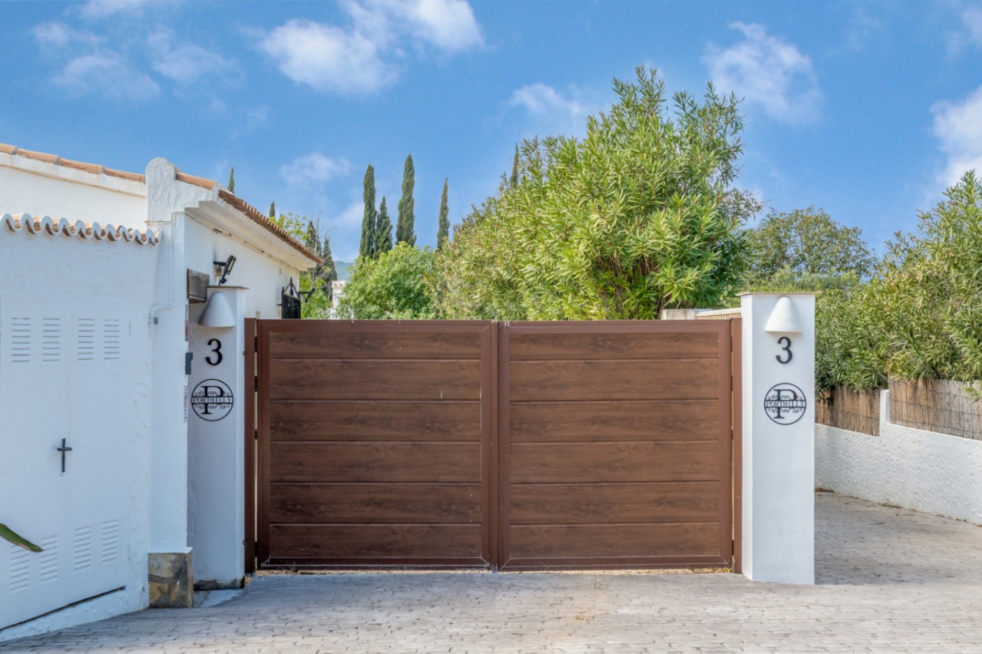 Sale - Villa -
Javea