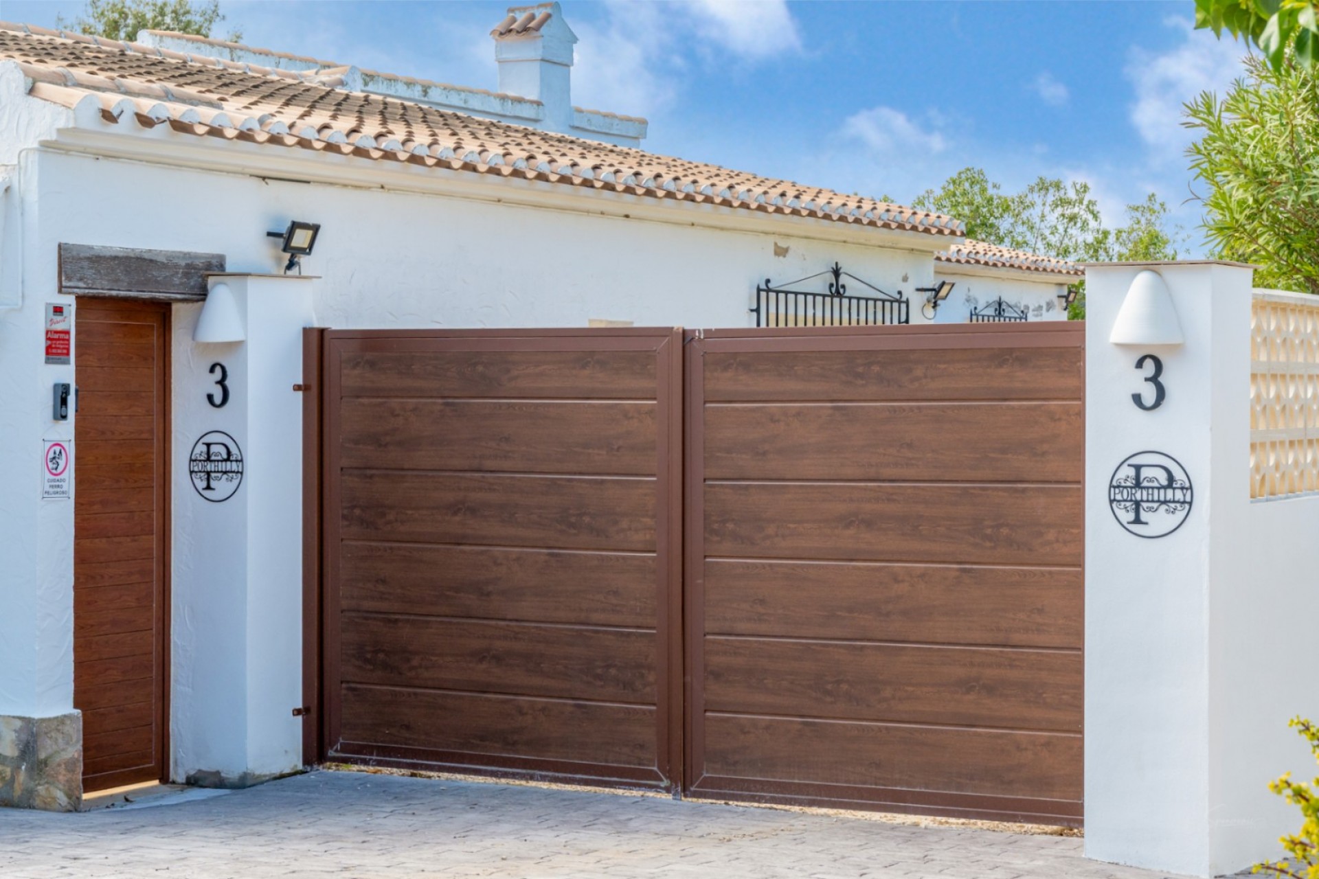 Sale - Villa -
Javea