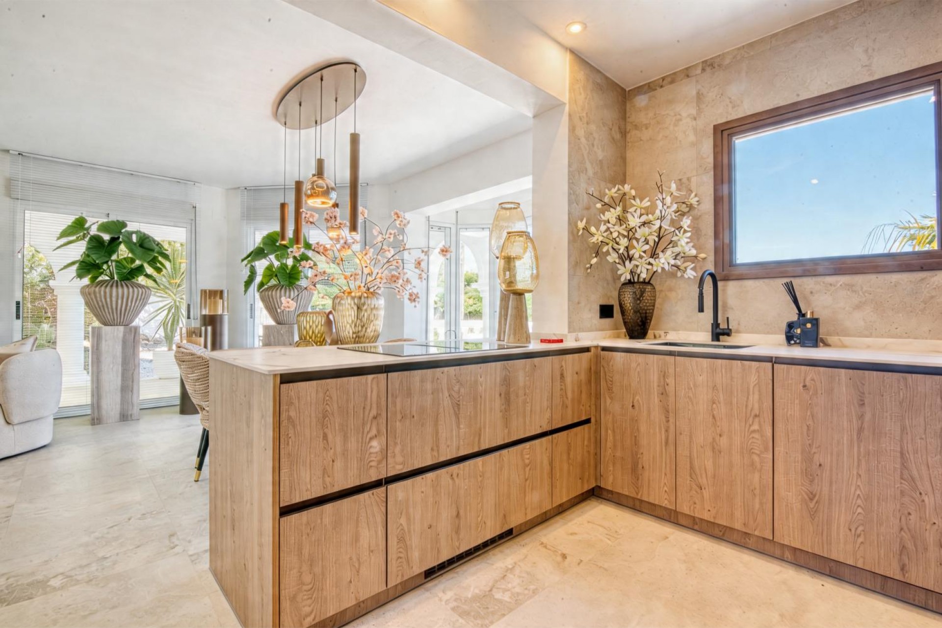 Sale - Villa -
Javea