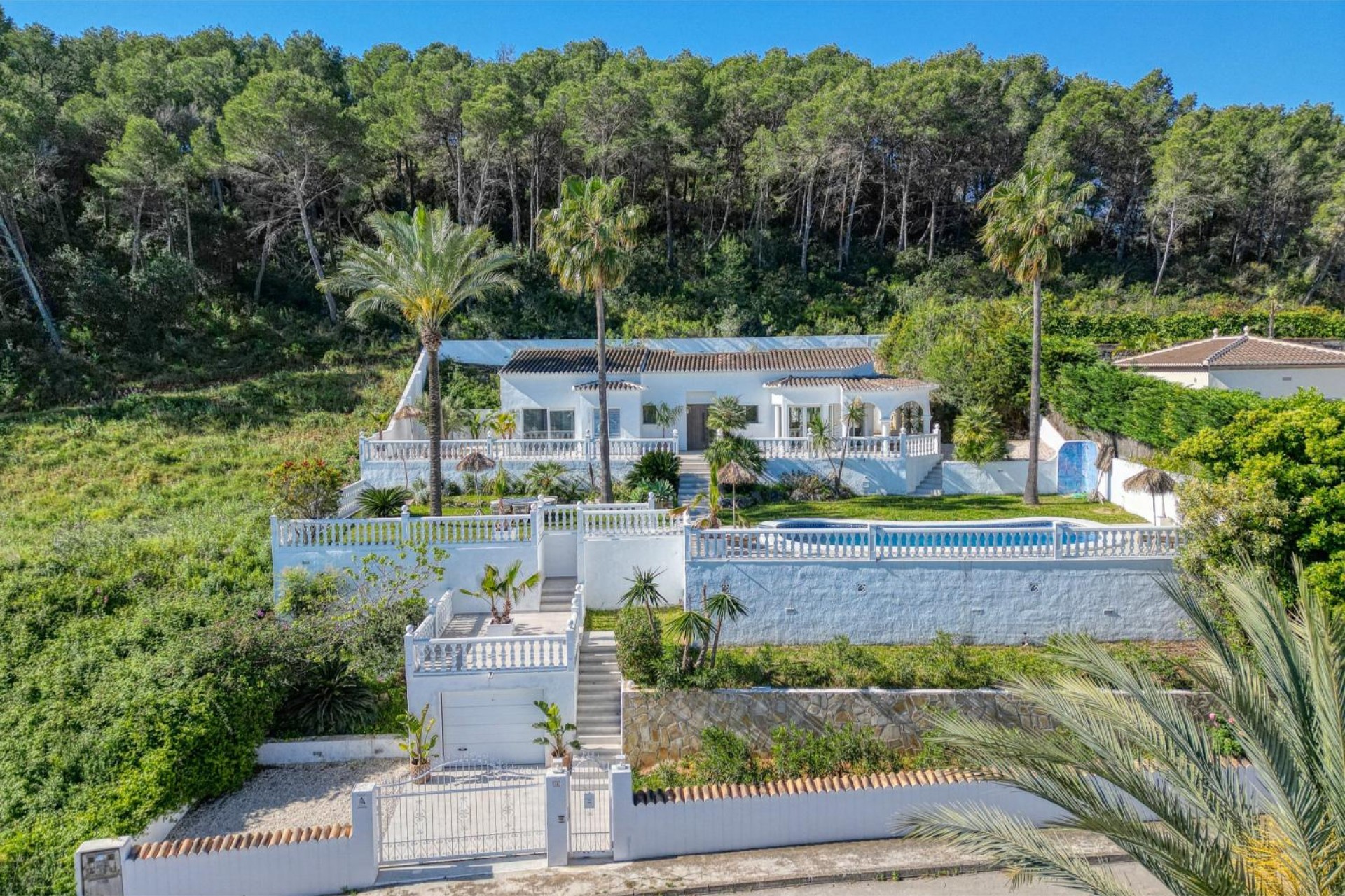 Sale - Villa -
Javea